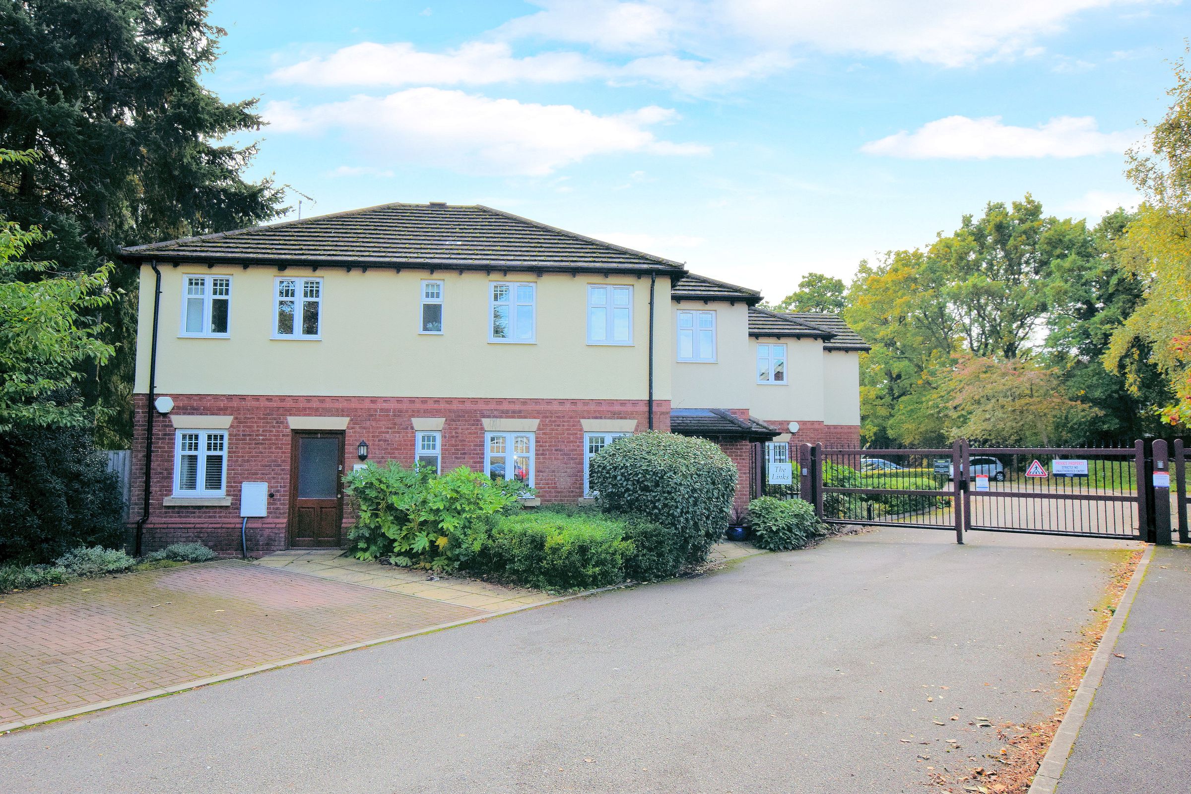 The Links 9 Westley Close Birmingham B28  