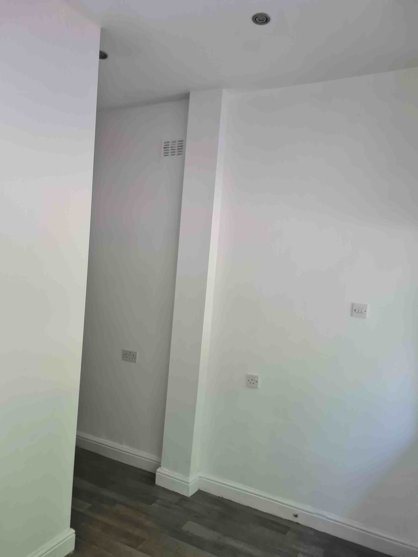 Retail premises to let in Chesterfield Road North, Pleasley, Mansfield