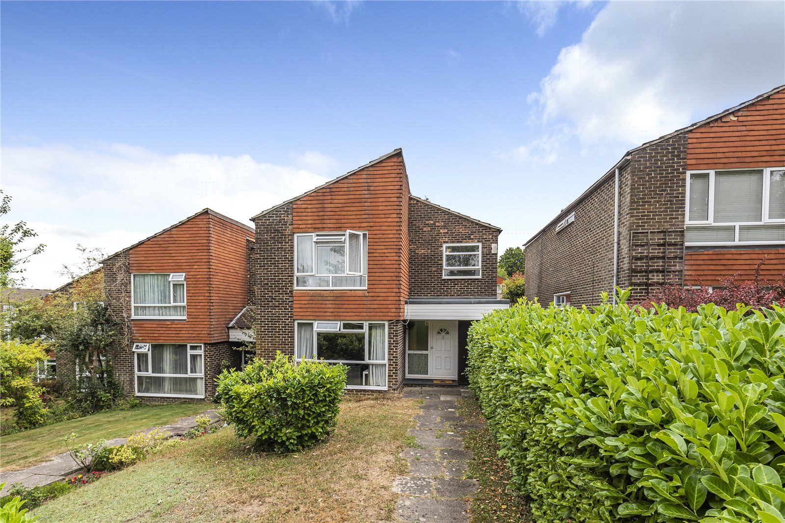 4 bed semidetached house for sale in Cordrey Gardens, Coulsdon, Surrey