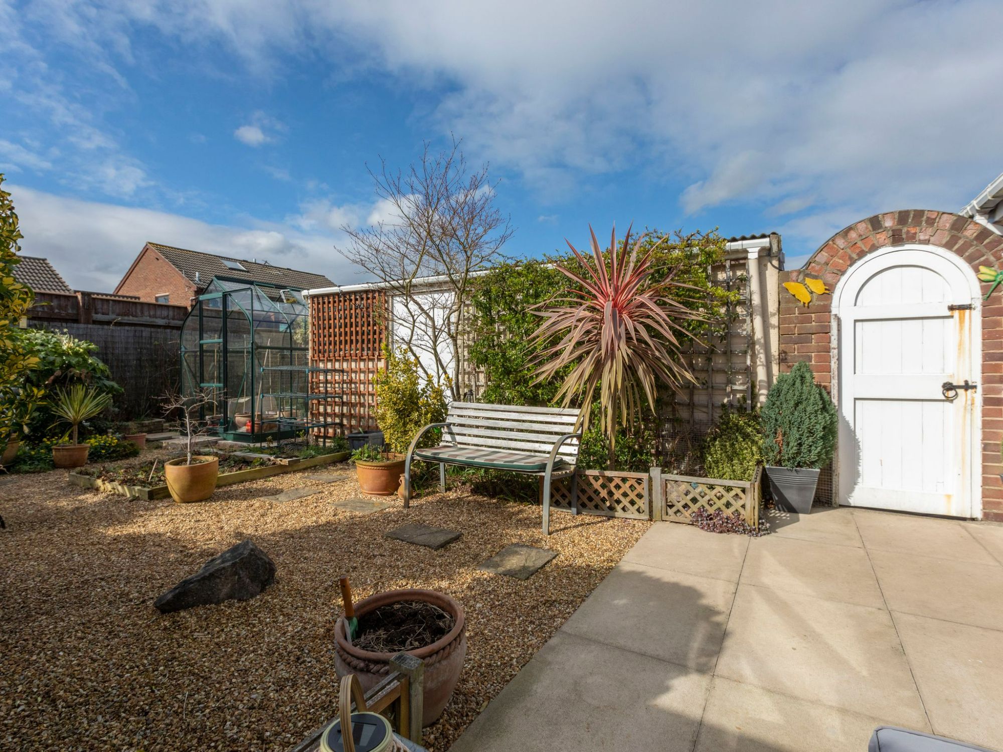 2 bed bungalow for sale in Ashby Close, Hull HU4 Zoopla