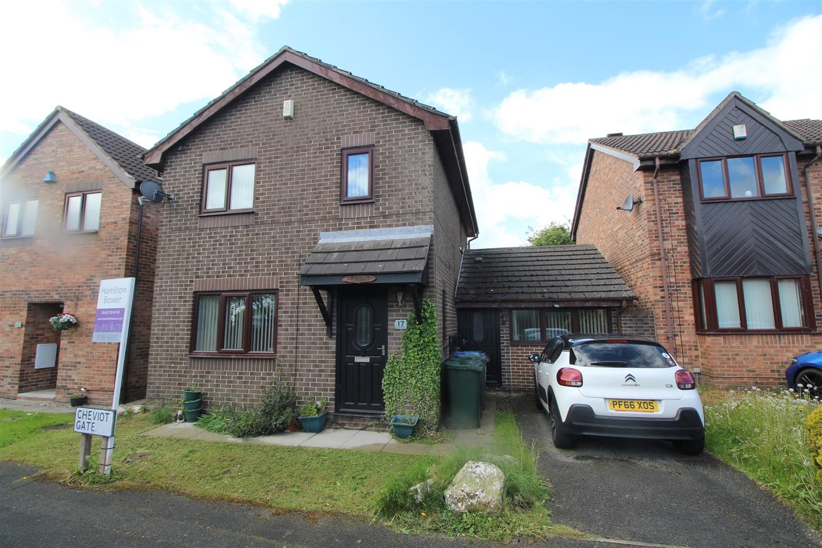 4 bed detached house for sale in Cheviot Gate, Low Moor, Bradford BD12