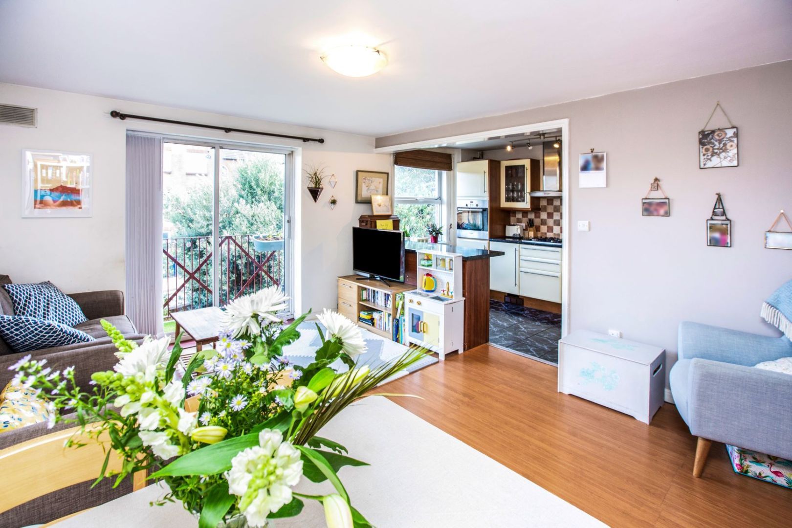 Earlston Grove, Hackney E9  