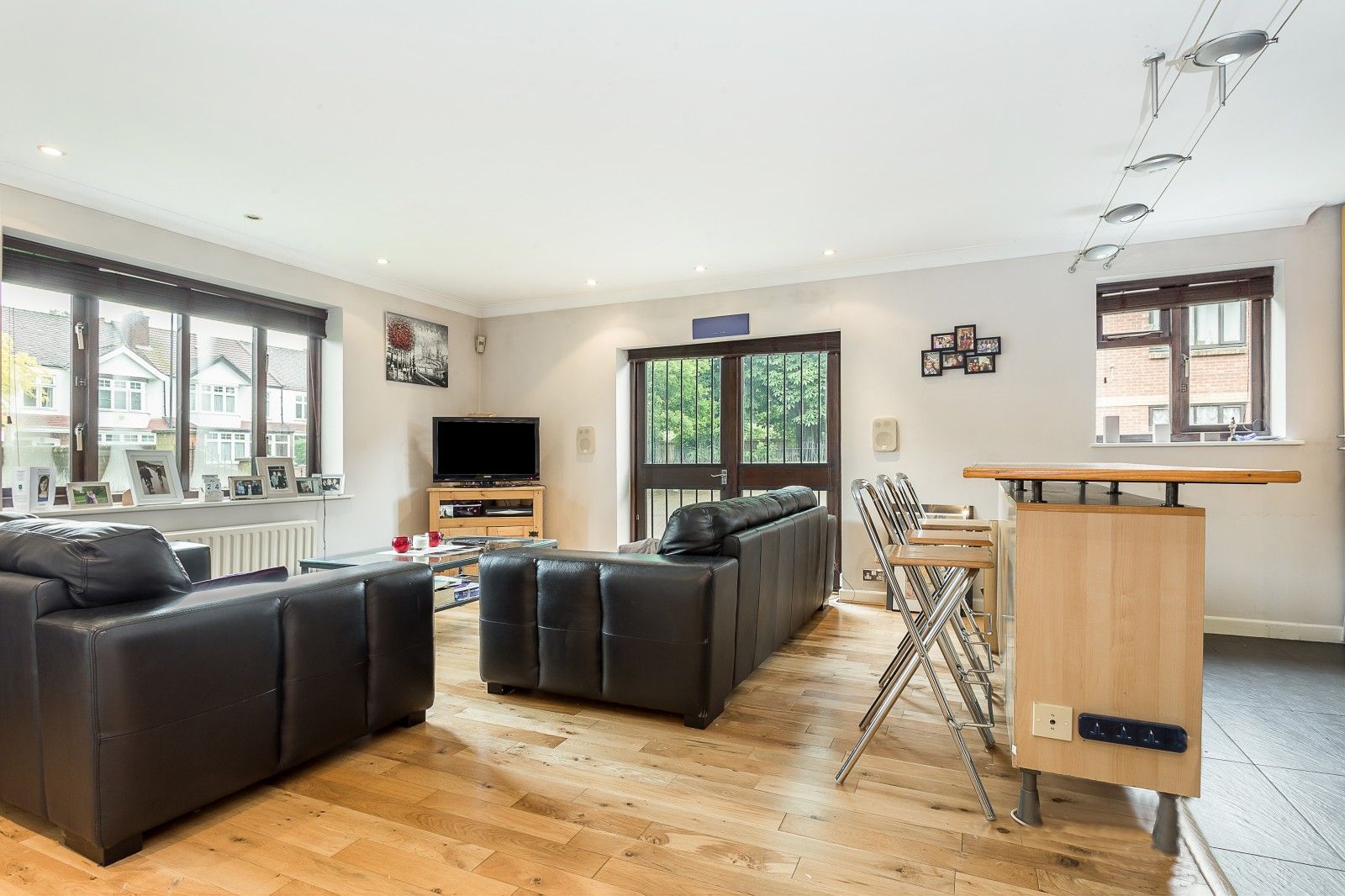1 bed flat to rent in Rosethorn Close, Balham SW12 Zoopla