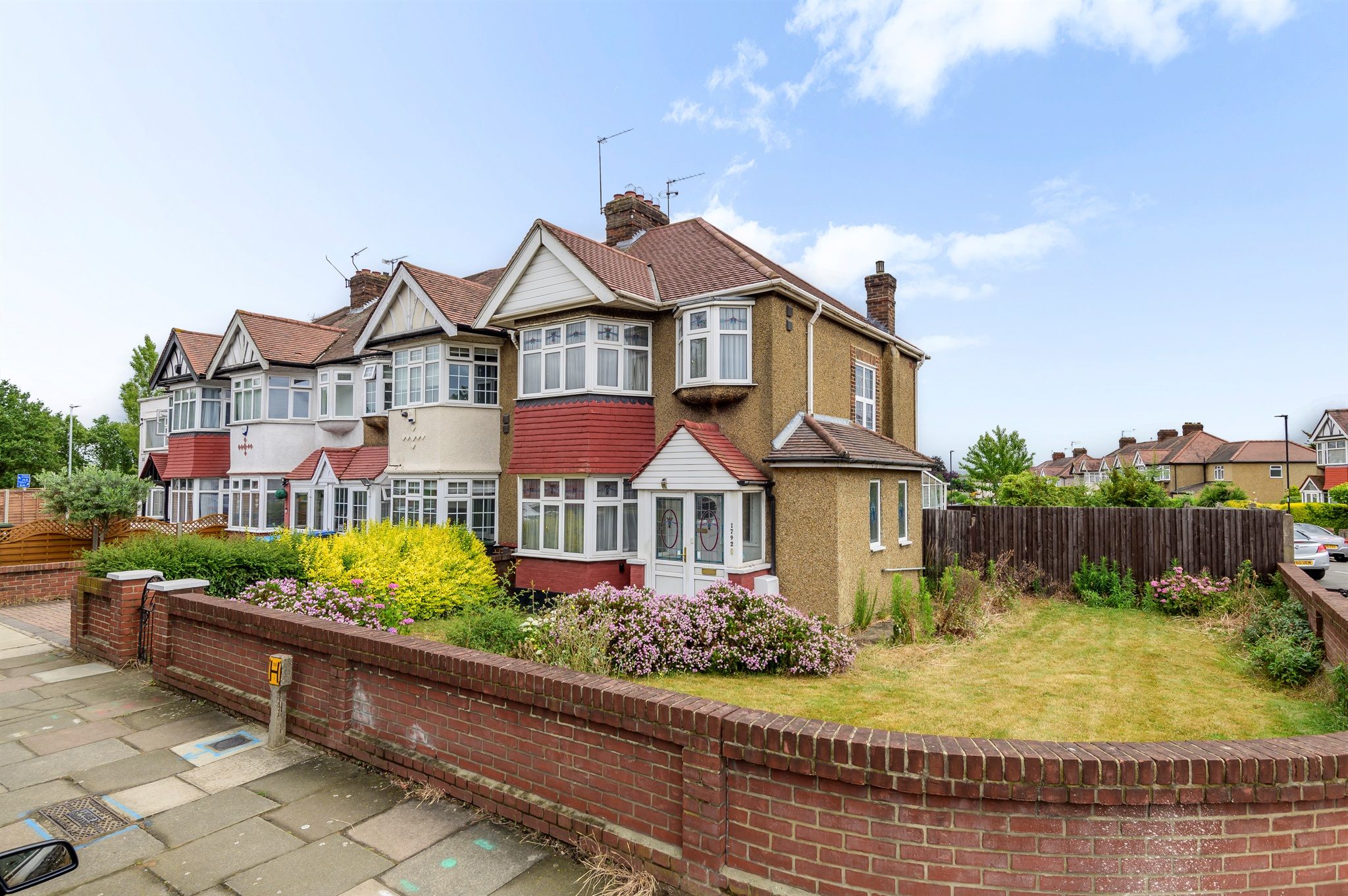 3 bed end terrace house for sale in Great Cambridge Road, Cheshunt