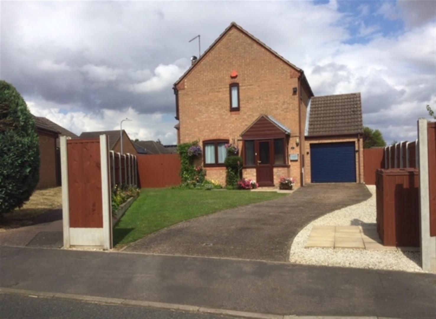3 bed detached house for sale in Walcot Lane, Folkingham, Sleaford NG34