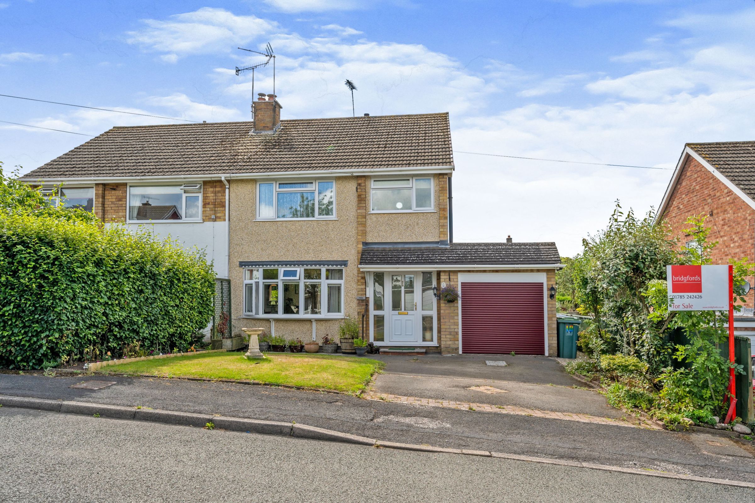 3 bed semidetached house for sale in Beech Road, Eccleshall, Stafford
