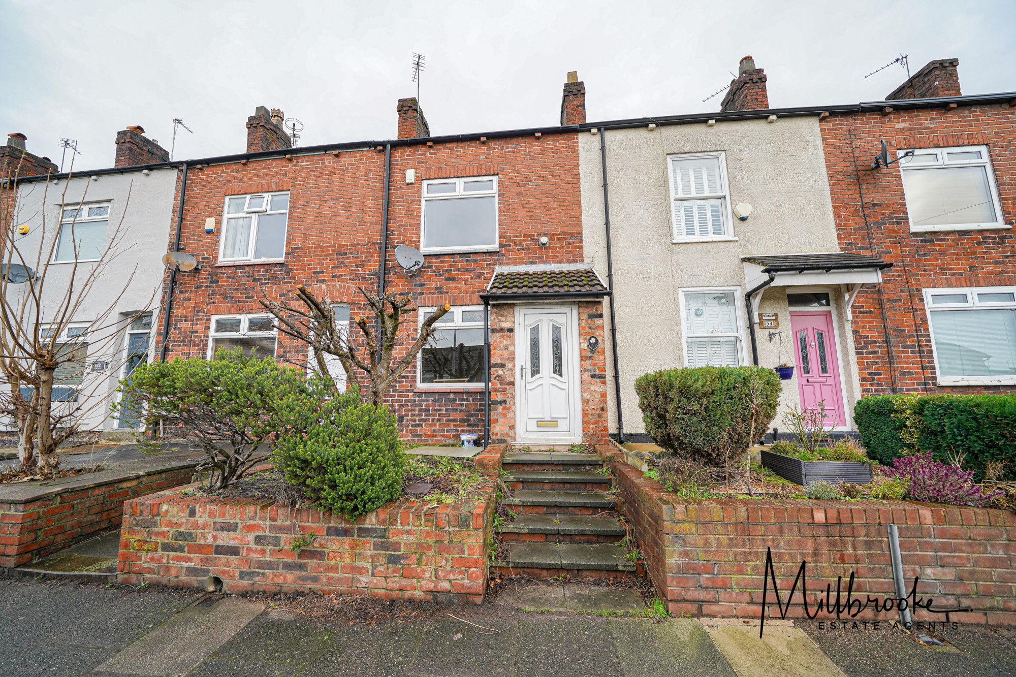 2 bed terraced house to rent in Chaddock Lane, Boothstown, Manchester