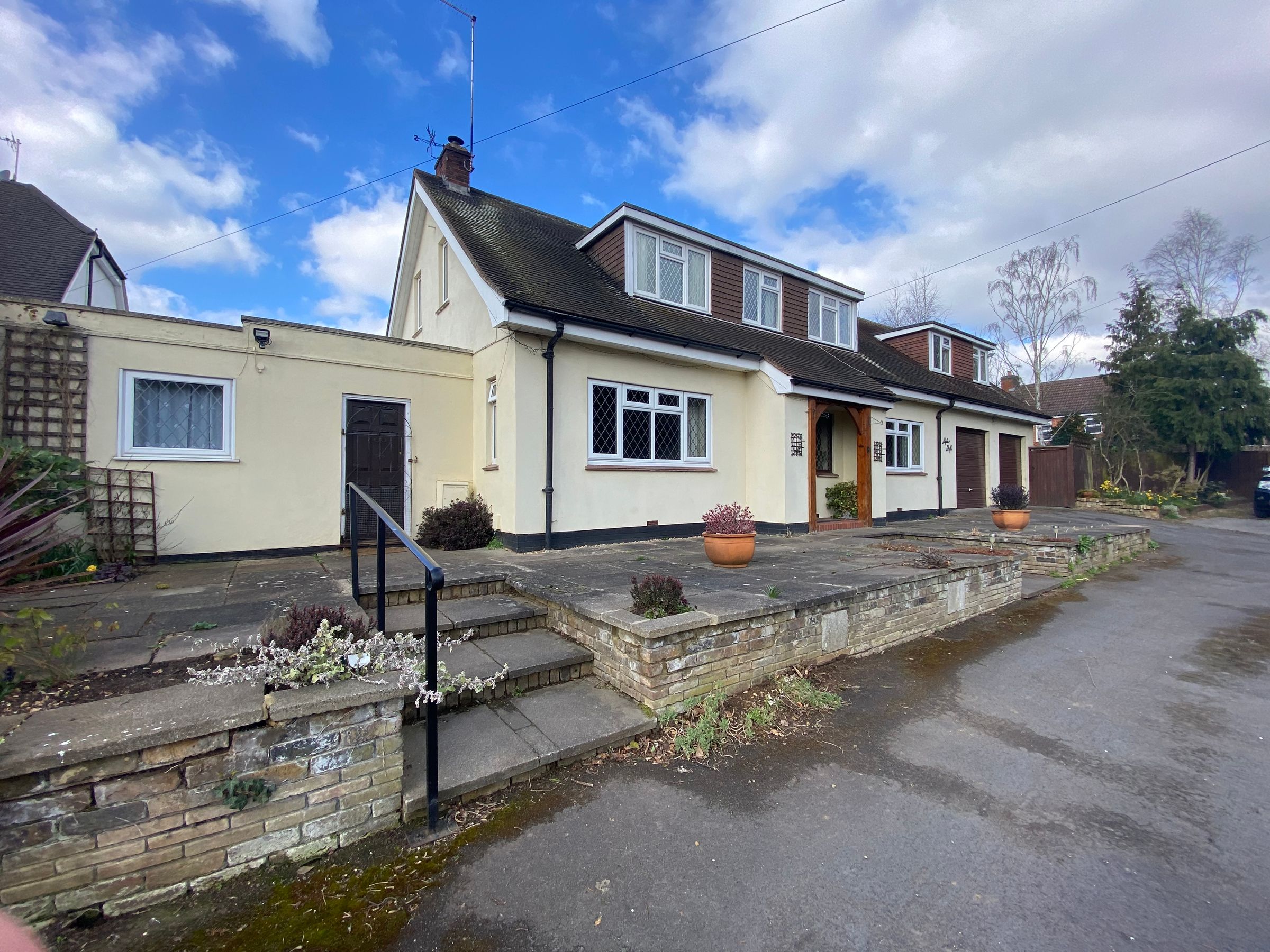 Studio to rent in Higher Drift, Allard Way, Broxbourne EN10 Zoopla