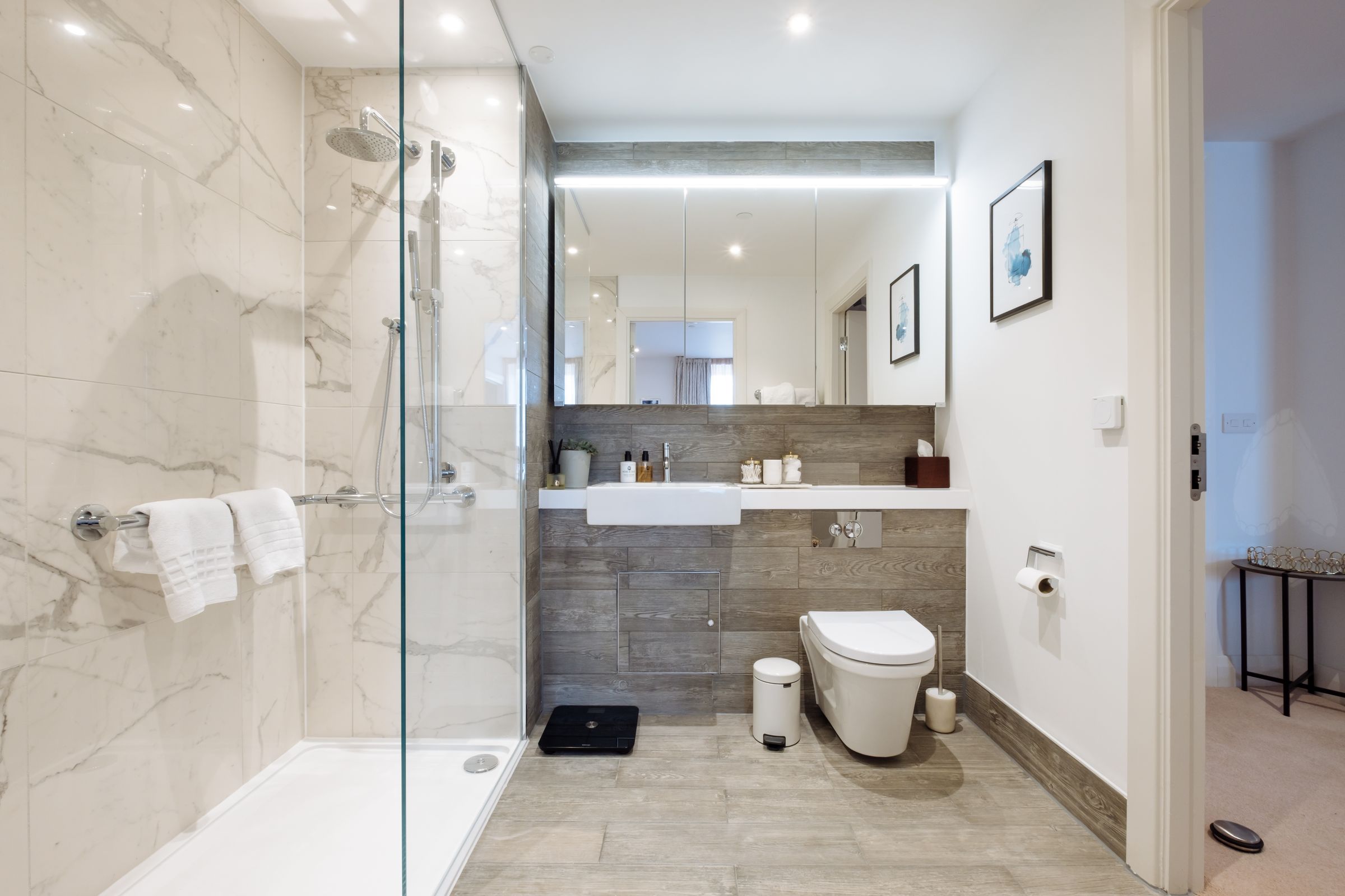 2 bed flat to rent in Alderley Road, Wilmslow SK9 Zoopla