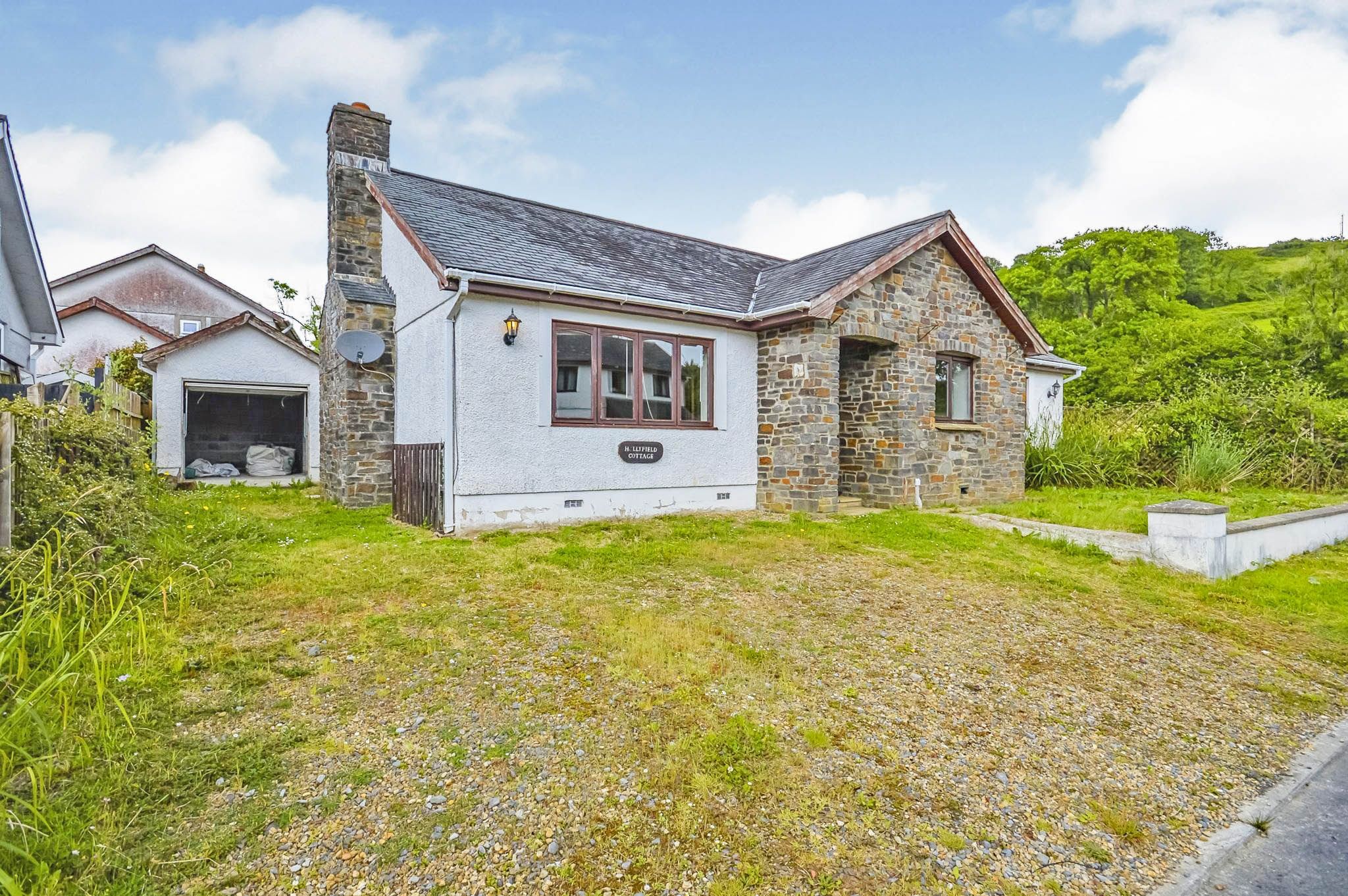 3 bed detached bungalow for sale in Talley, Llandeilo SA19 Zoopla