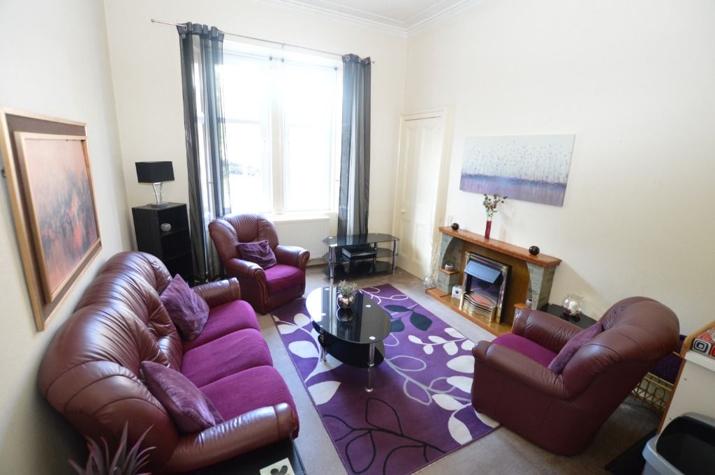 2 bed flat to rent in Hill Street, Inverkeithing KY11 Zoopla