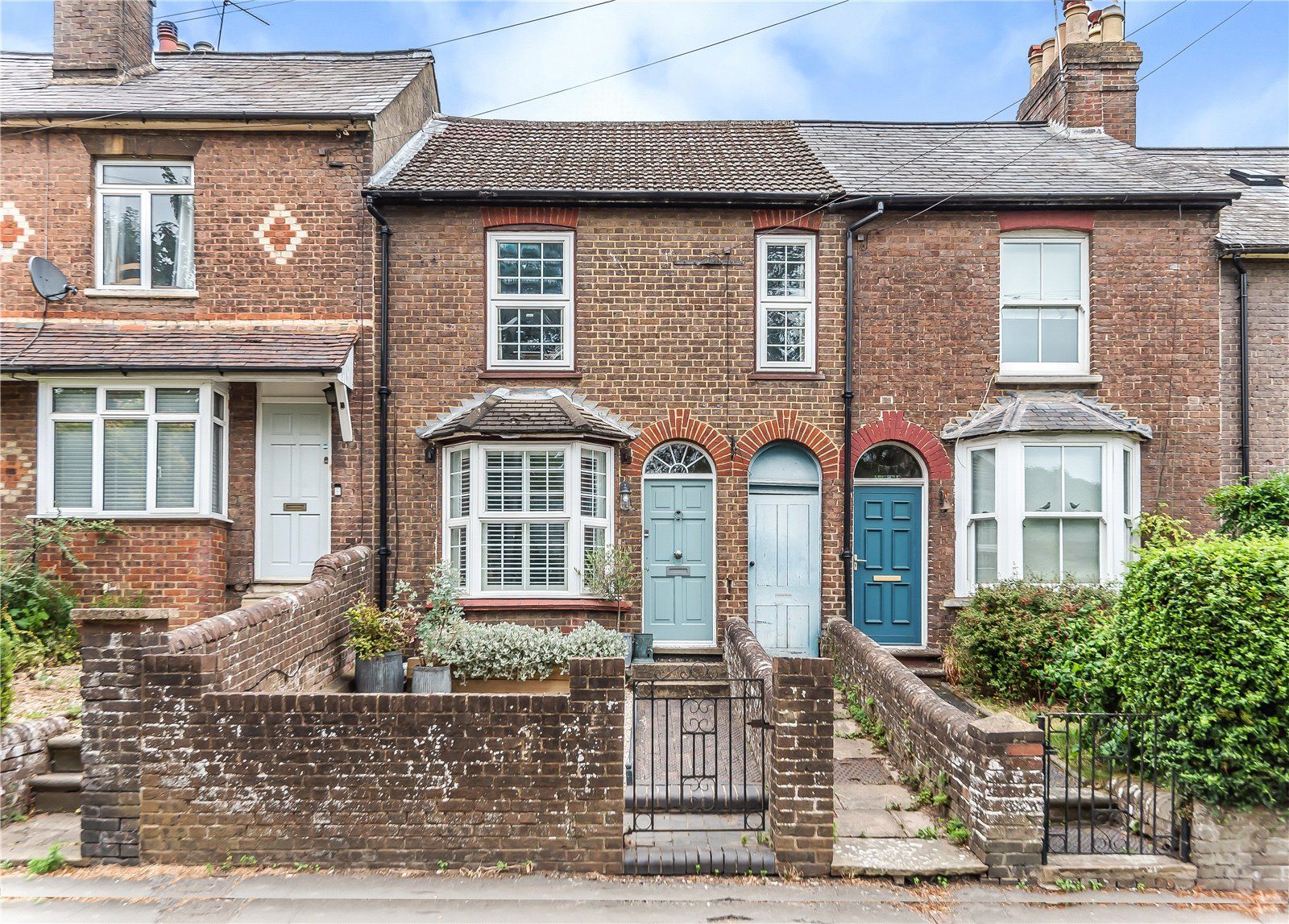 3 bed terraced house for sale in Waterside, Chesham, Buckinghamshire