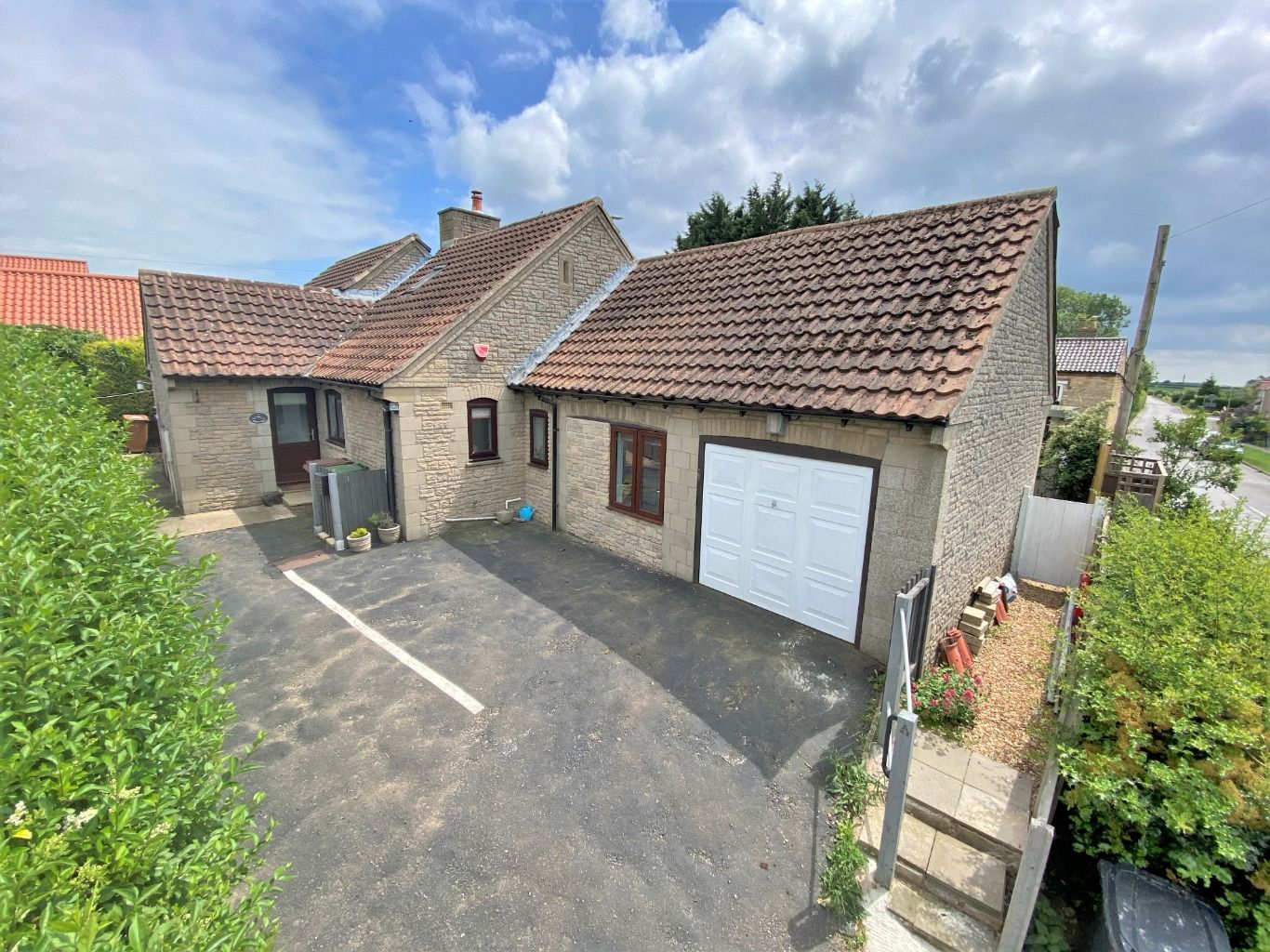 2 bed semidetached house for sale in Top Road, Croxton Kerrial NG32