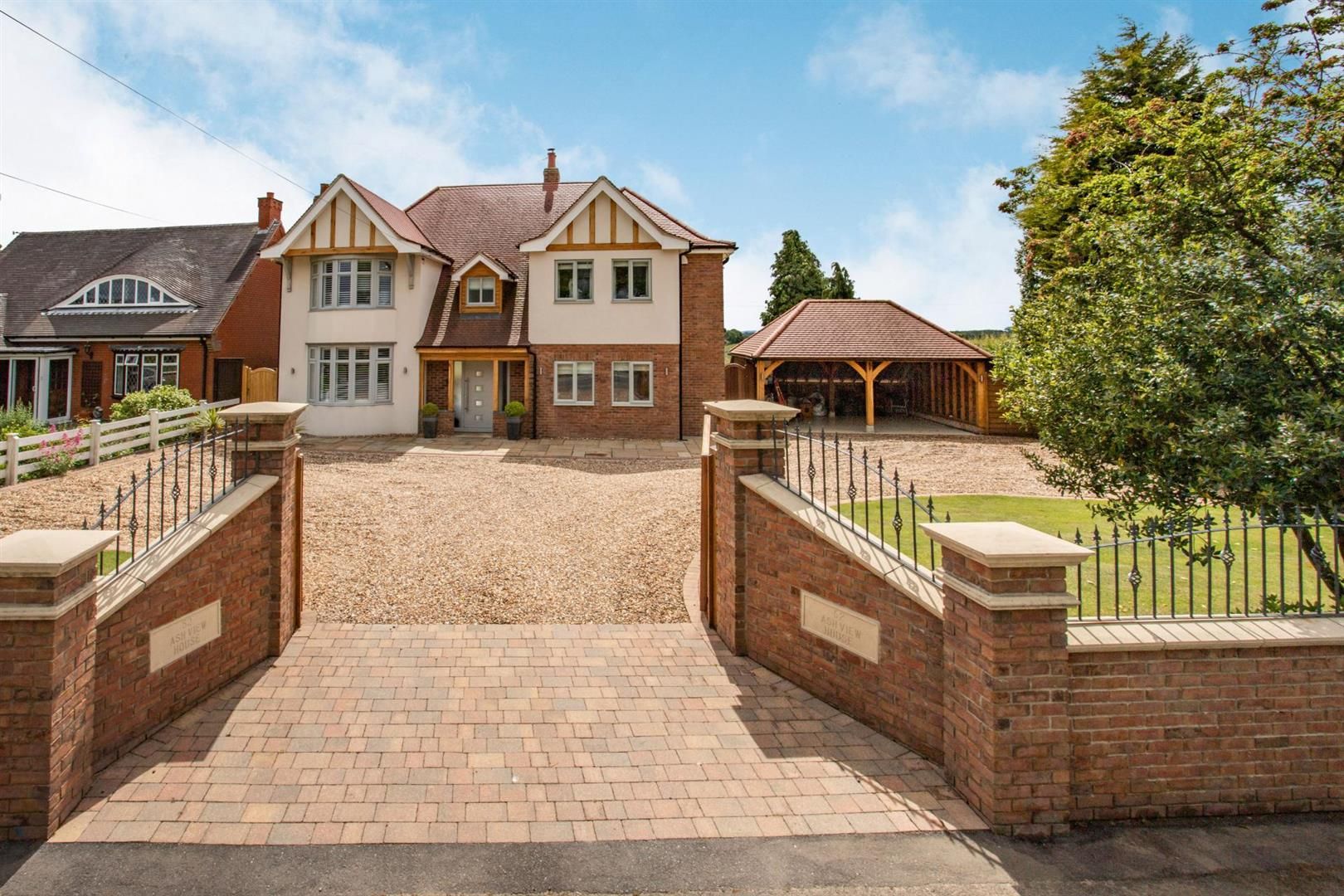 5 bed detached house for sale in Heanor Road, Smalley, Ilkeston