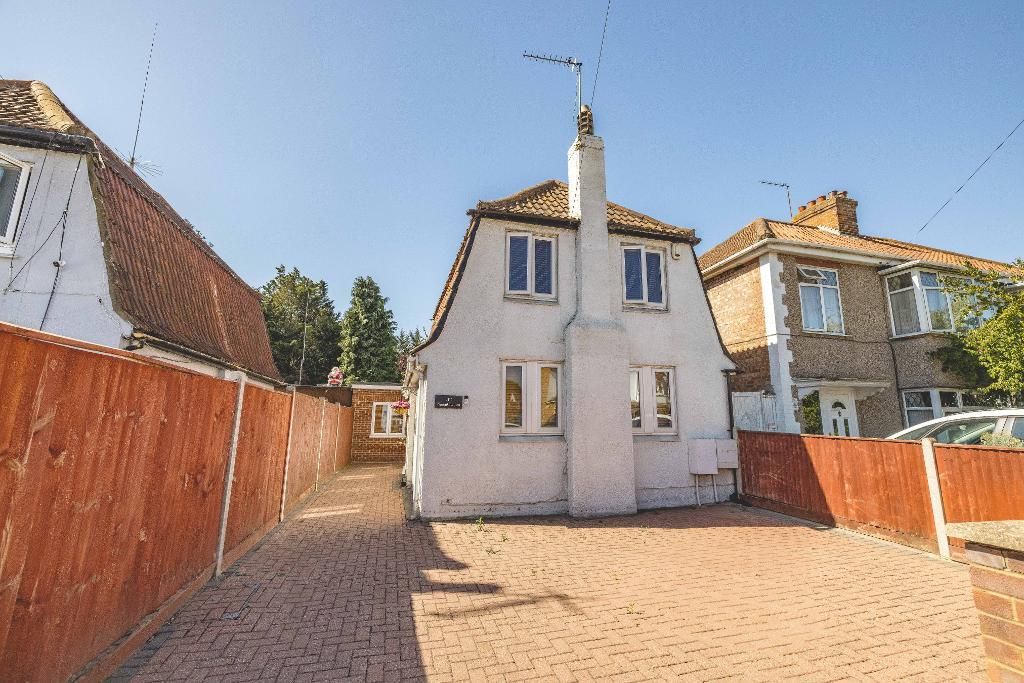3 bed detached house for sale in St Pauls Avenue, Slough SL2 Zoopla