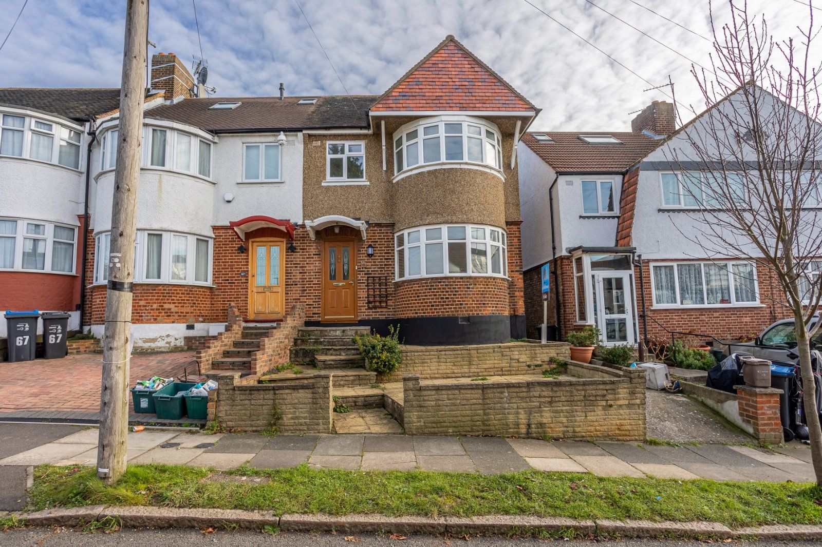 3 bed end terrace house for sale in Torrington Way, Morden SM4 Zoopla