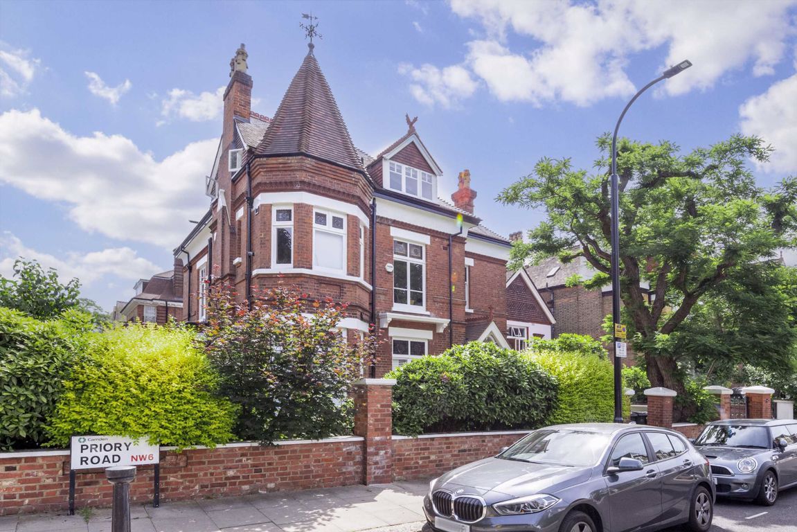 3 bed flat for sale in Priory Road, London NW6 Zoopla
