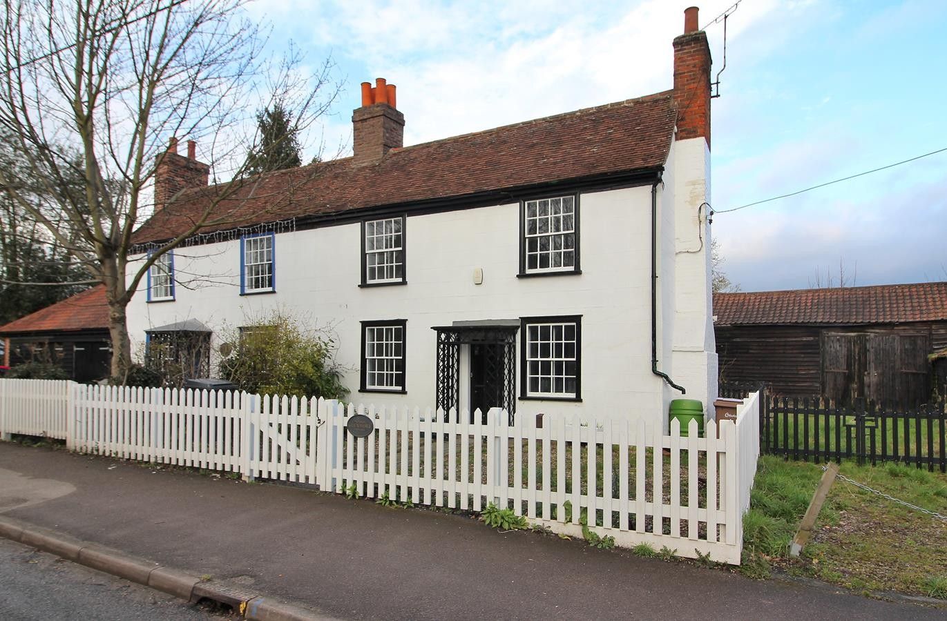 4 bed cottage for sale in Blasford Hill, Little Waltham, Chelmsford