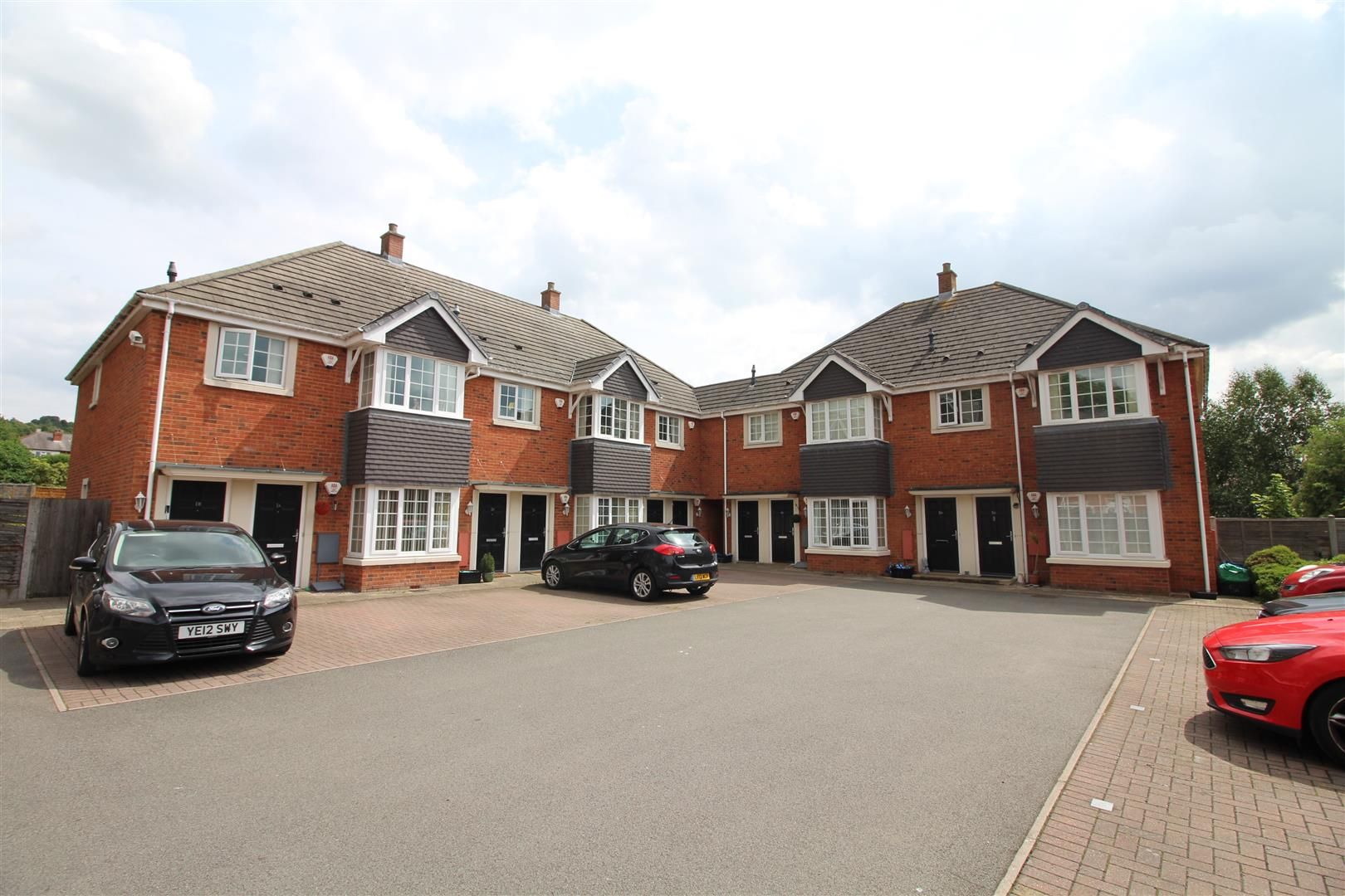2 bed flat for sale in Summerfield Road, Dudley DY2 Zoopla