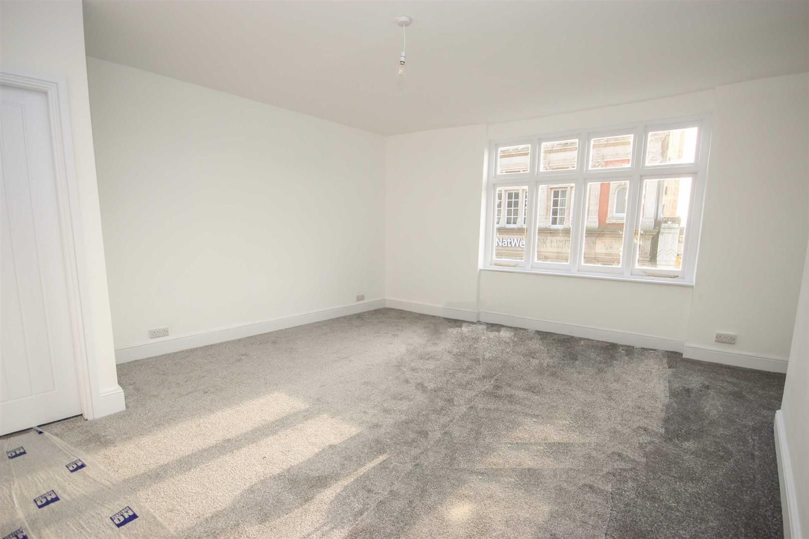 2 bed flat to rent in High Street, Rushden NN10 Zoopla