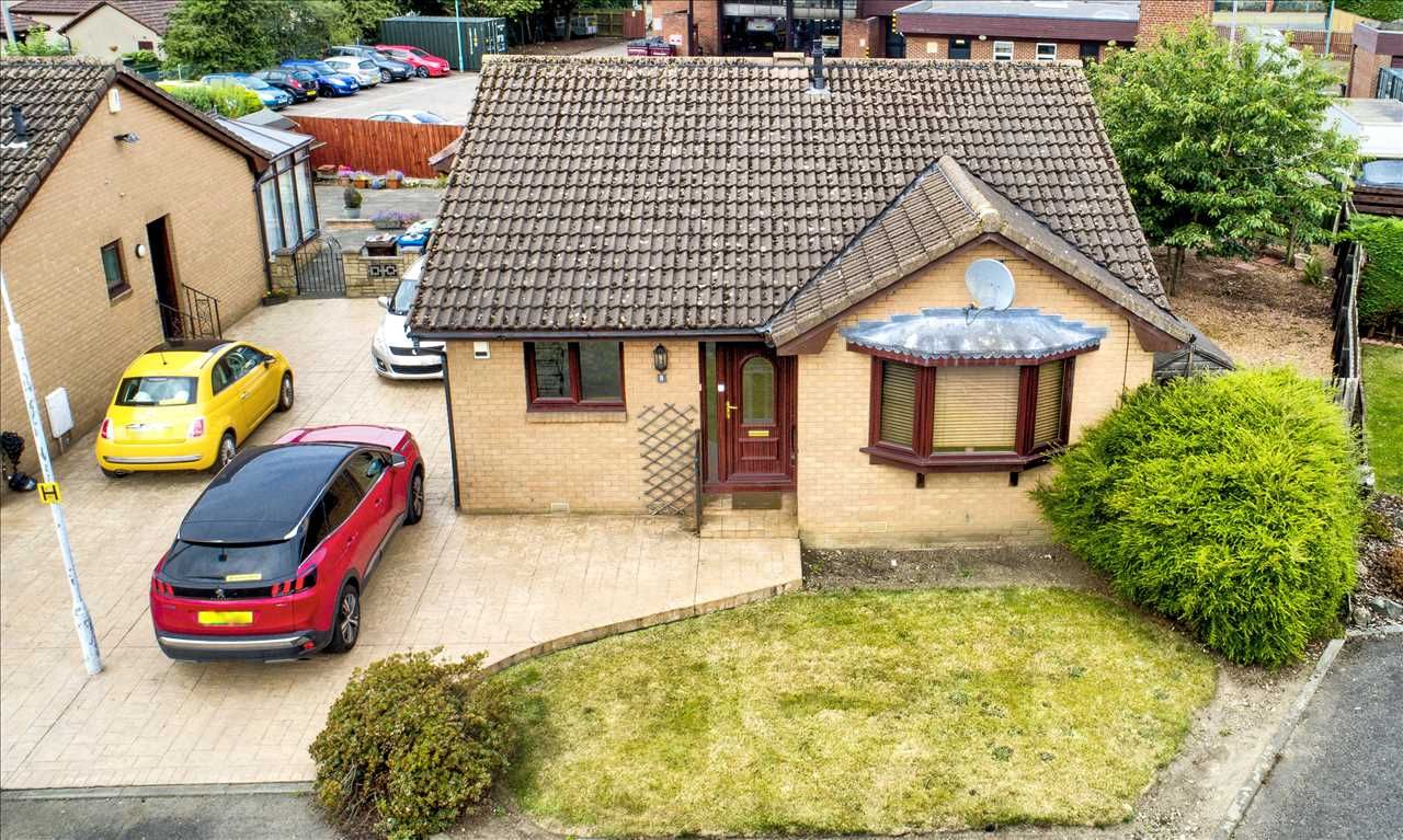 3 bed detached bungalow for sale in Shinwell Place, Rosyth, Dunfermline