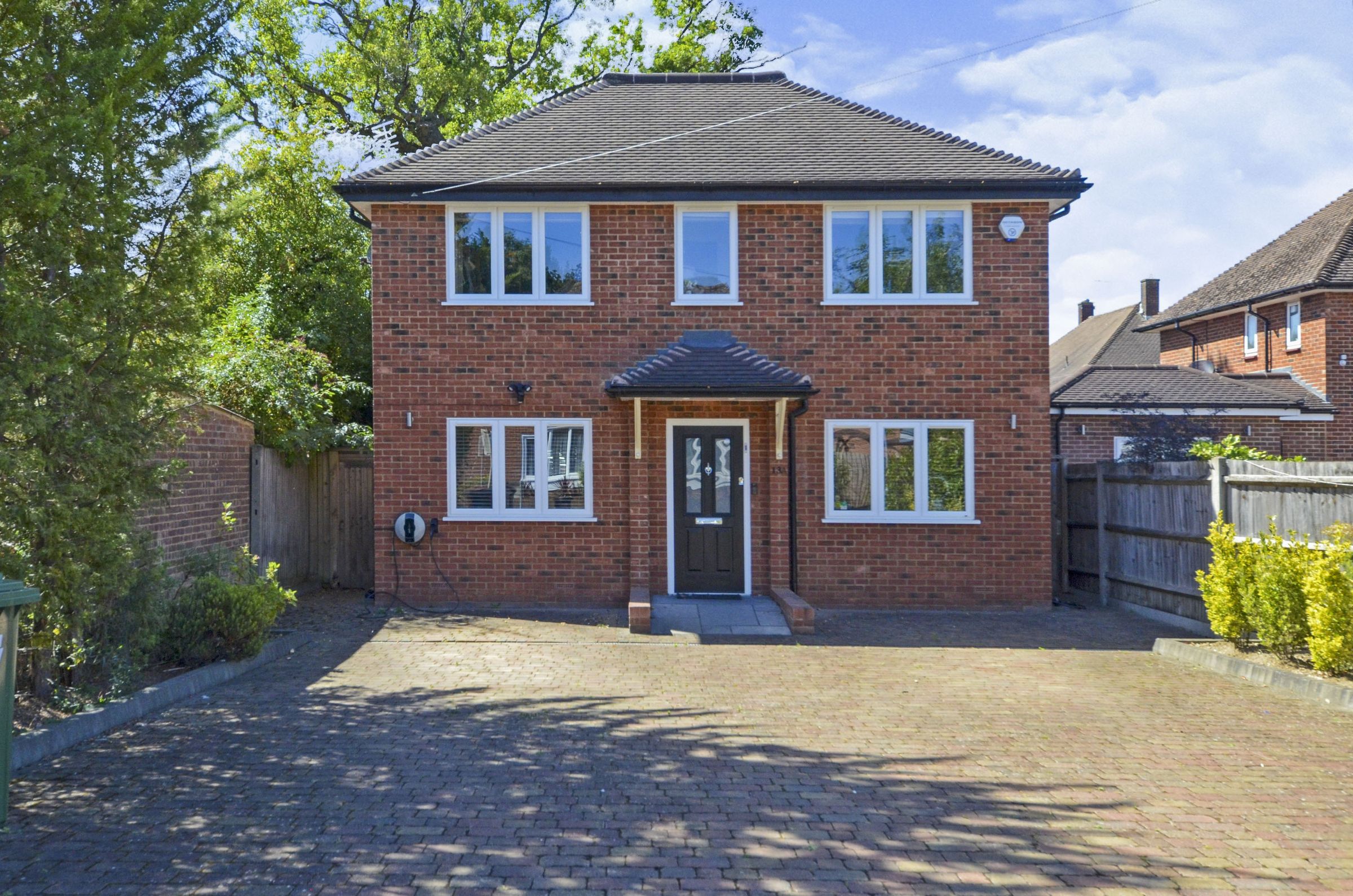 4 bed detached house for sale in Sutcliffe Close, Bushey WD23 Zoopla