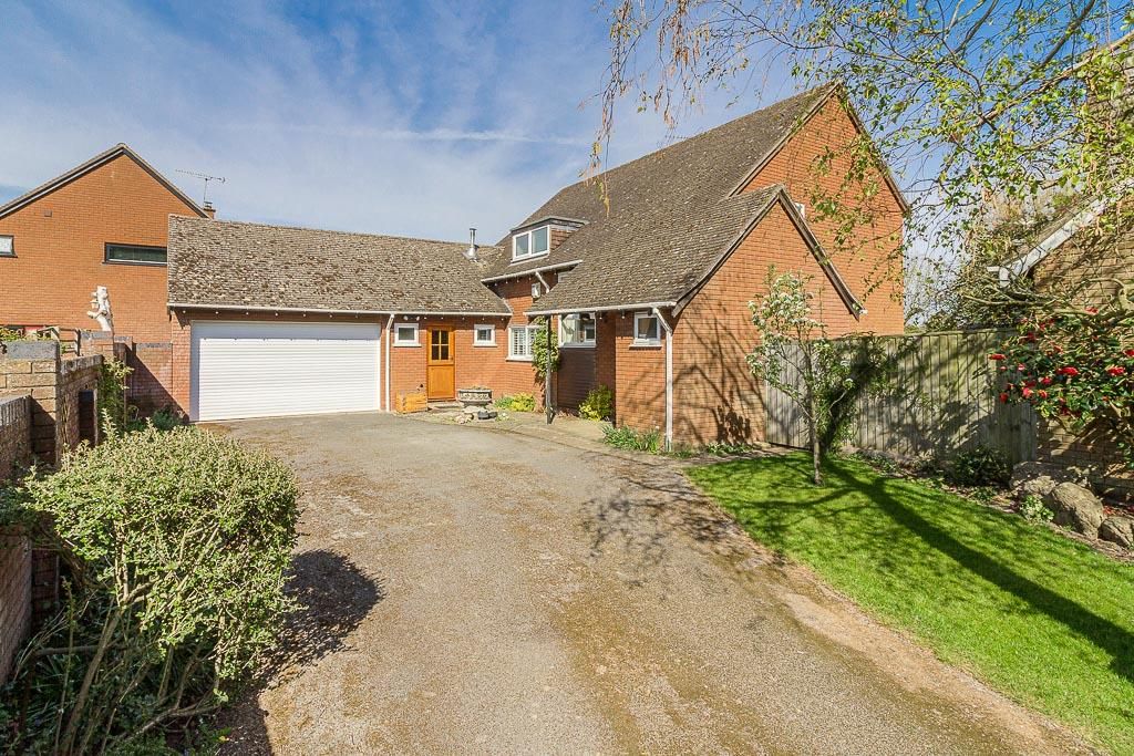 4 bed detached house for sale in The Gardens, Thurlaston, Rugby CV23 Zoopla