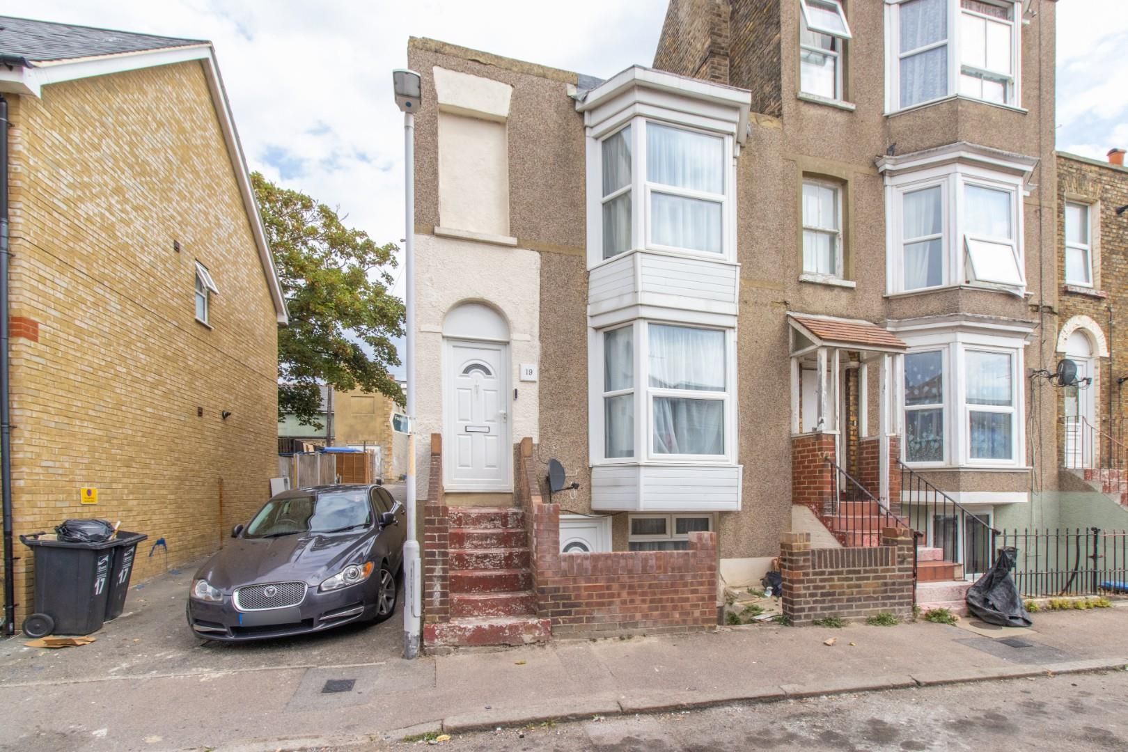 4 bed property for sale in Dane Hill Row, Margate CT9 Zoopla