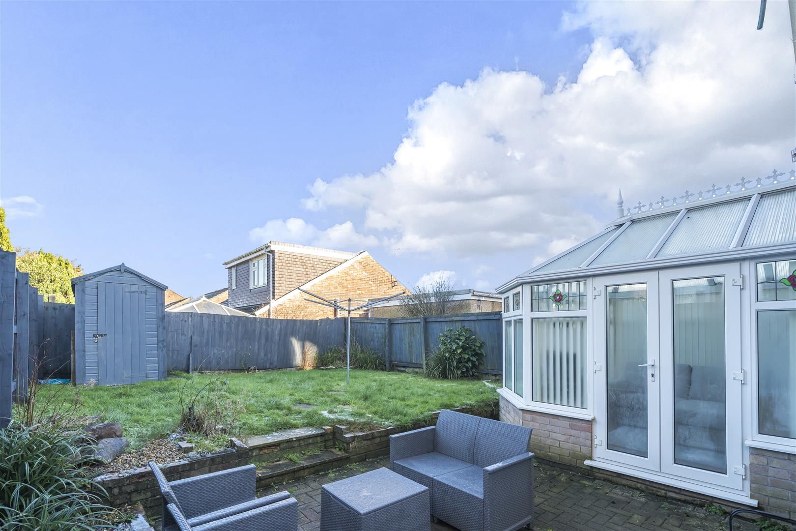 3 bed semidetached house for sale in Heol Y Drudwen, Parc Gwernfadog