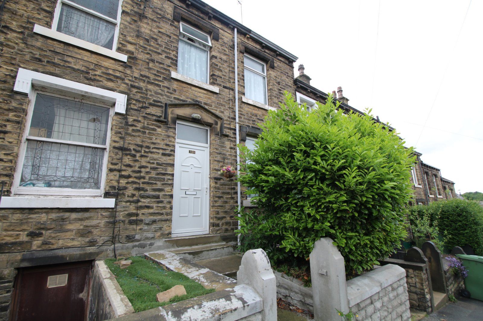 1 bed terraced house for sale in Birkhouse Lane, Moldgreen