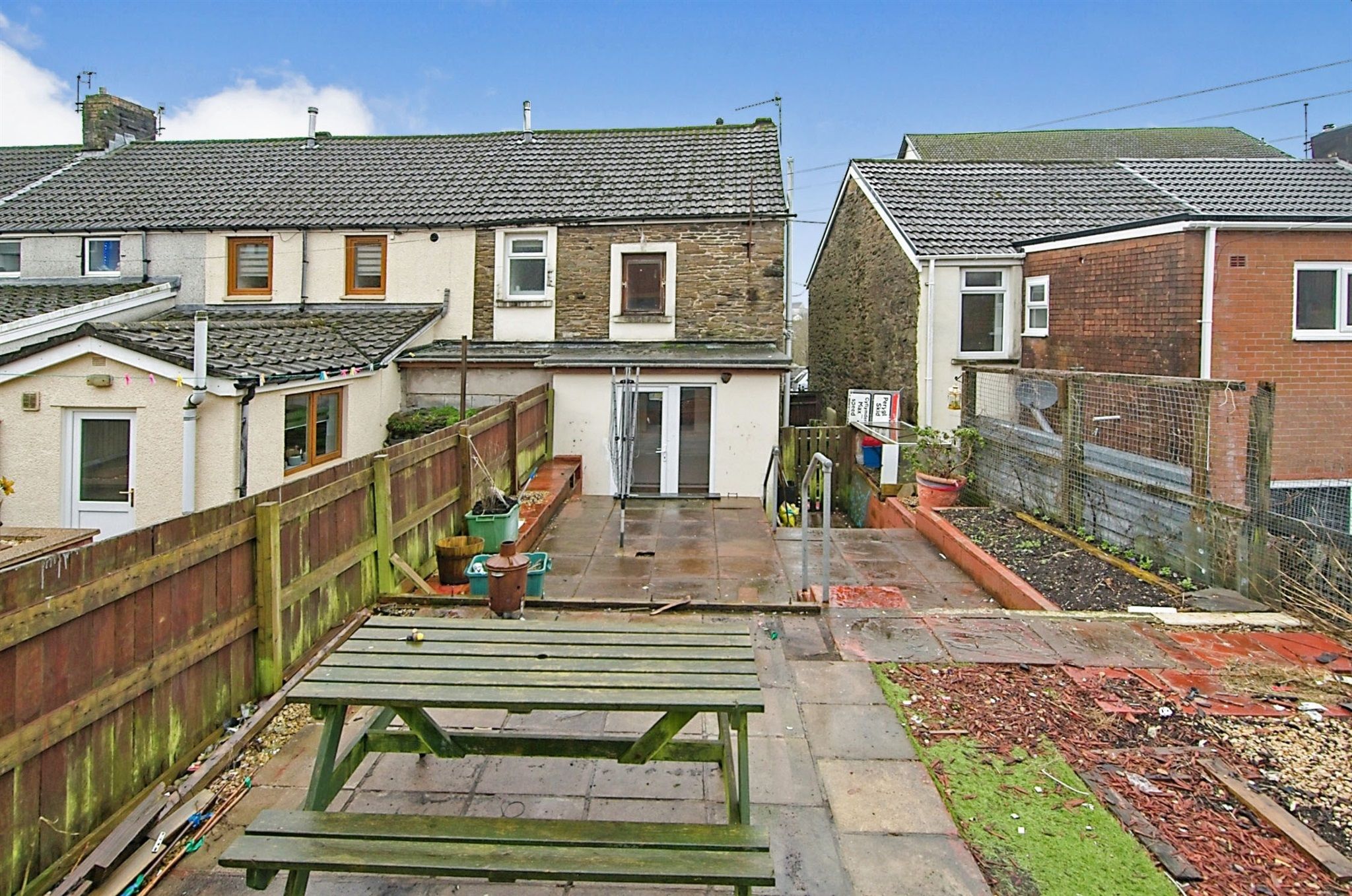 2 bed end terrace house for sale in High Street, Trelewis, Treharris