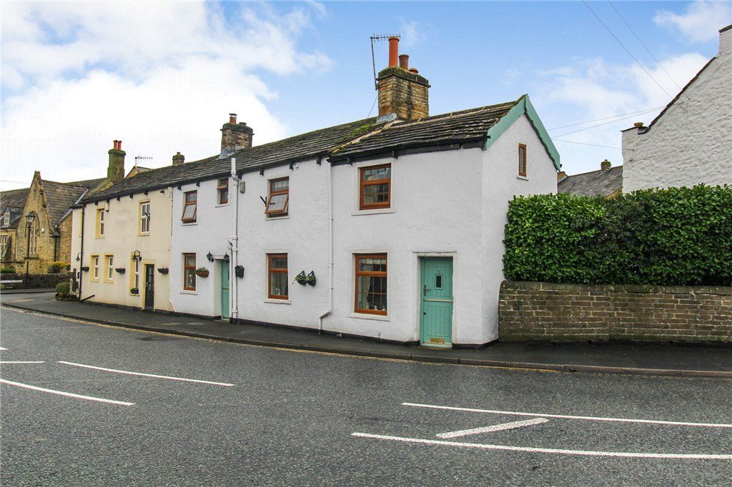 2 bed semidetached house for sale in High Street, Gargrave, Skipton