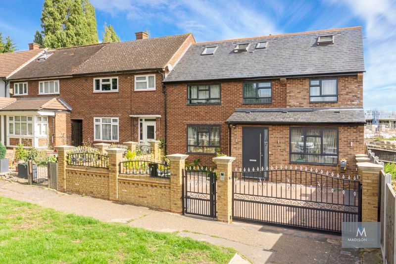 7 bed semidetached house for sale in Colson Road, Loughton IG10 Zoopla