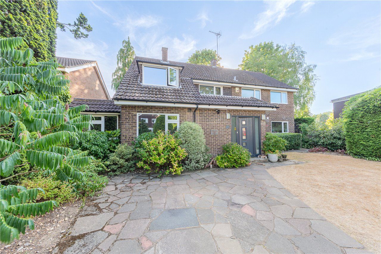 6 bed detached house for sale in Stanbury Avenue, Watford