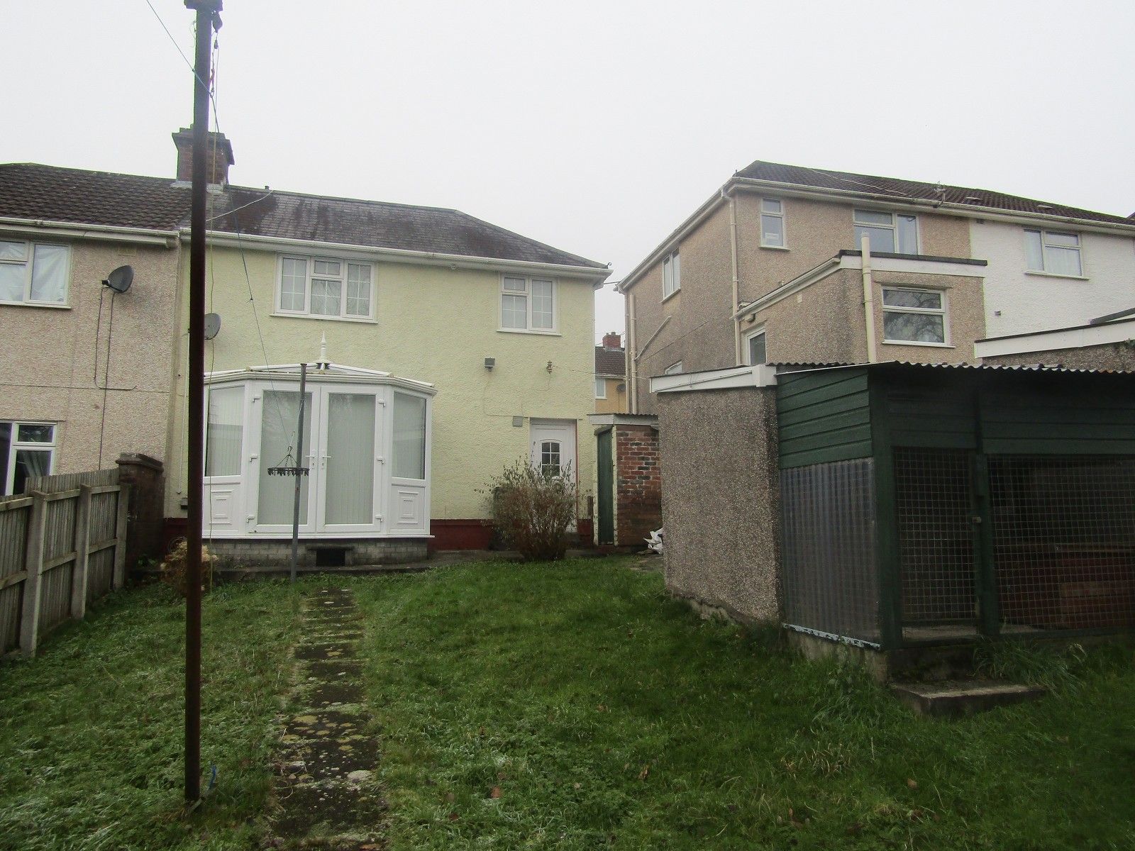 3 bed semidetached house for sale in Tanydarren, Cilmaengwyn