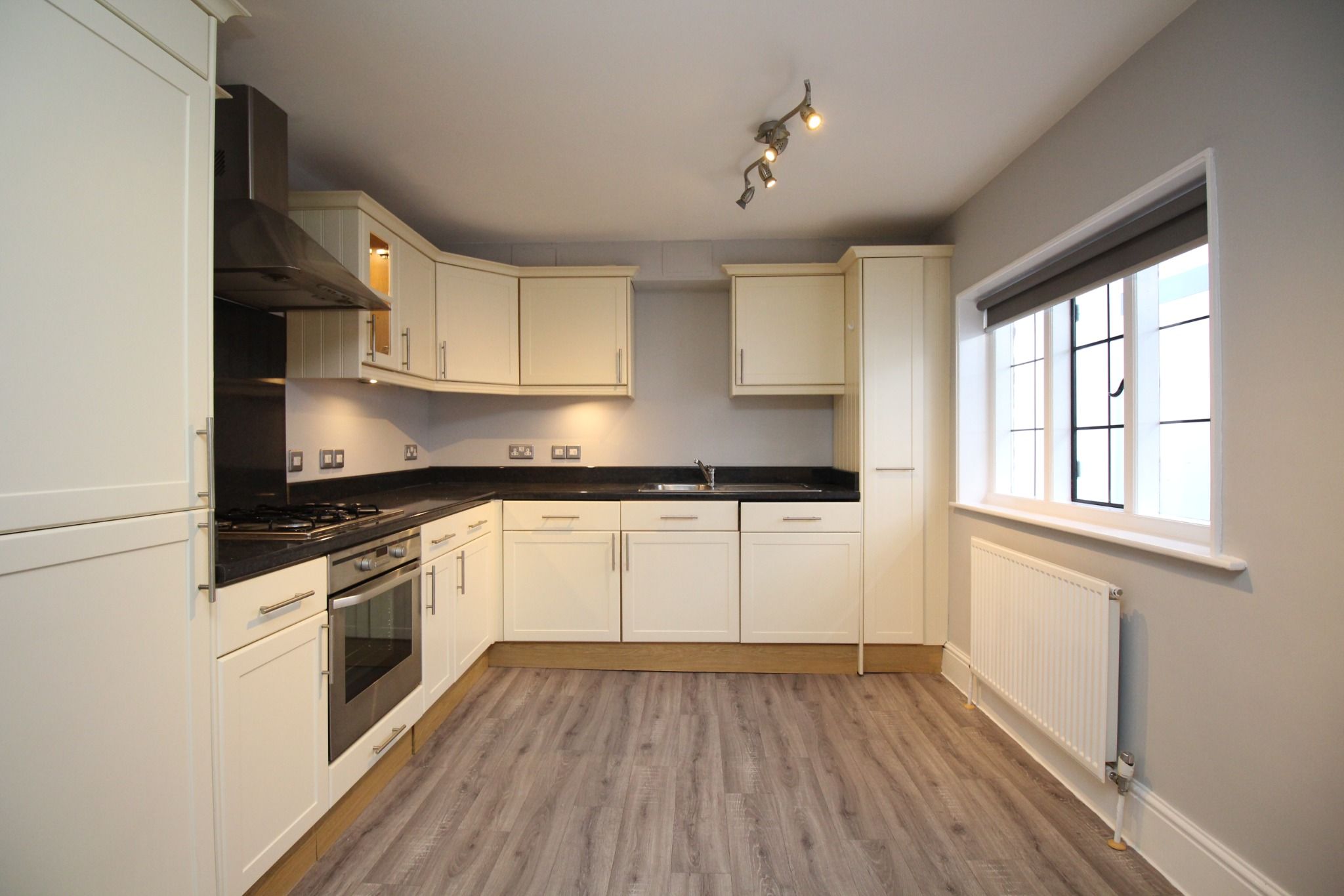 1 bed flat to rent in High Street, Maidenhead SL6 Zoopla