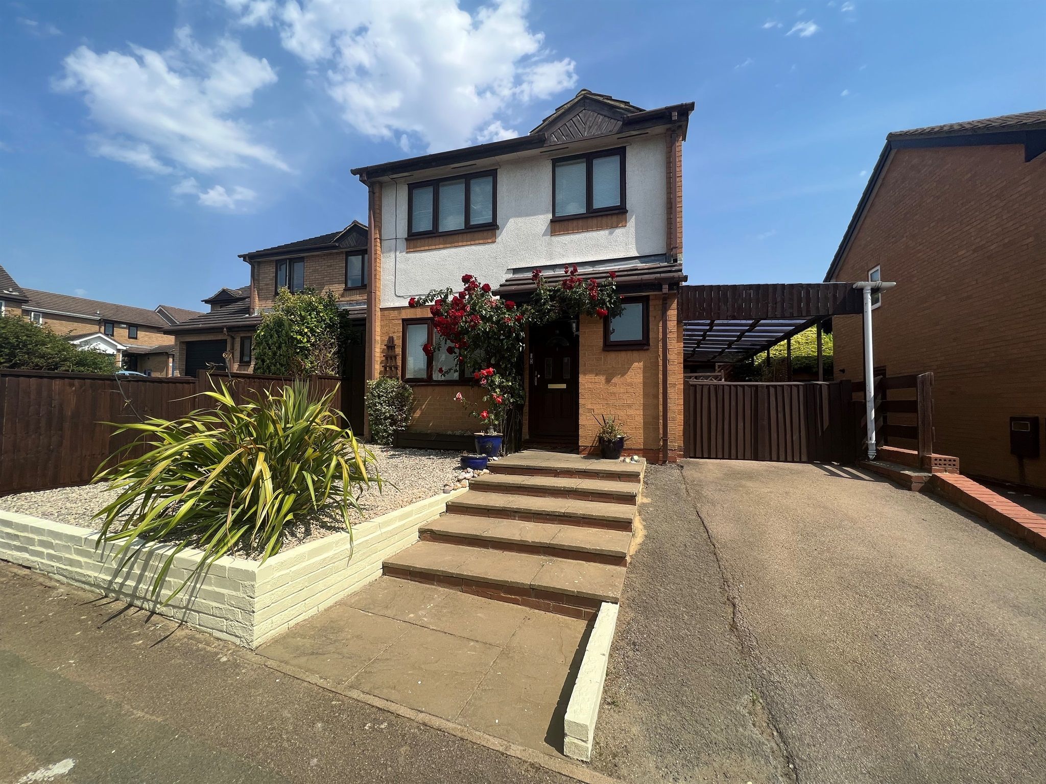 4 bed detached house for sale in Hedgeway, Northampton NN4 Zoopla
