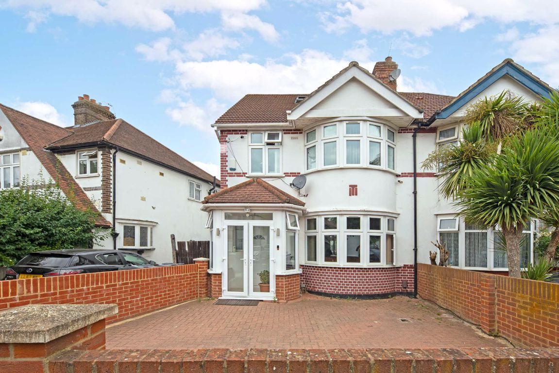 4 bed semidetached house for sale in The Drive, Isleworth TW7 Zoopla