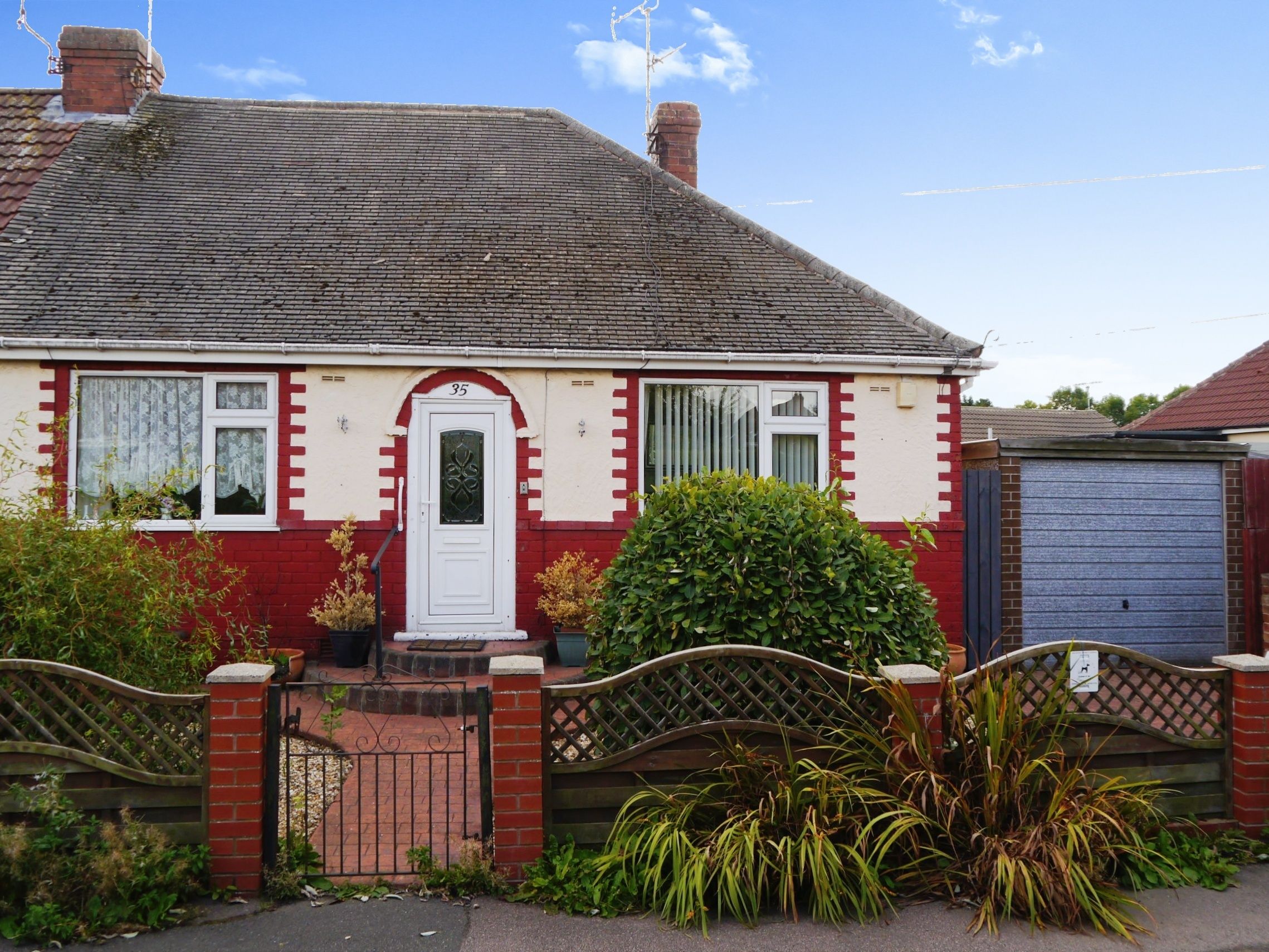 2 bed semidetached bungalow for sale in Clifton Avenue, Barlborough