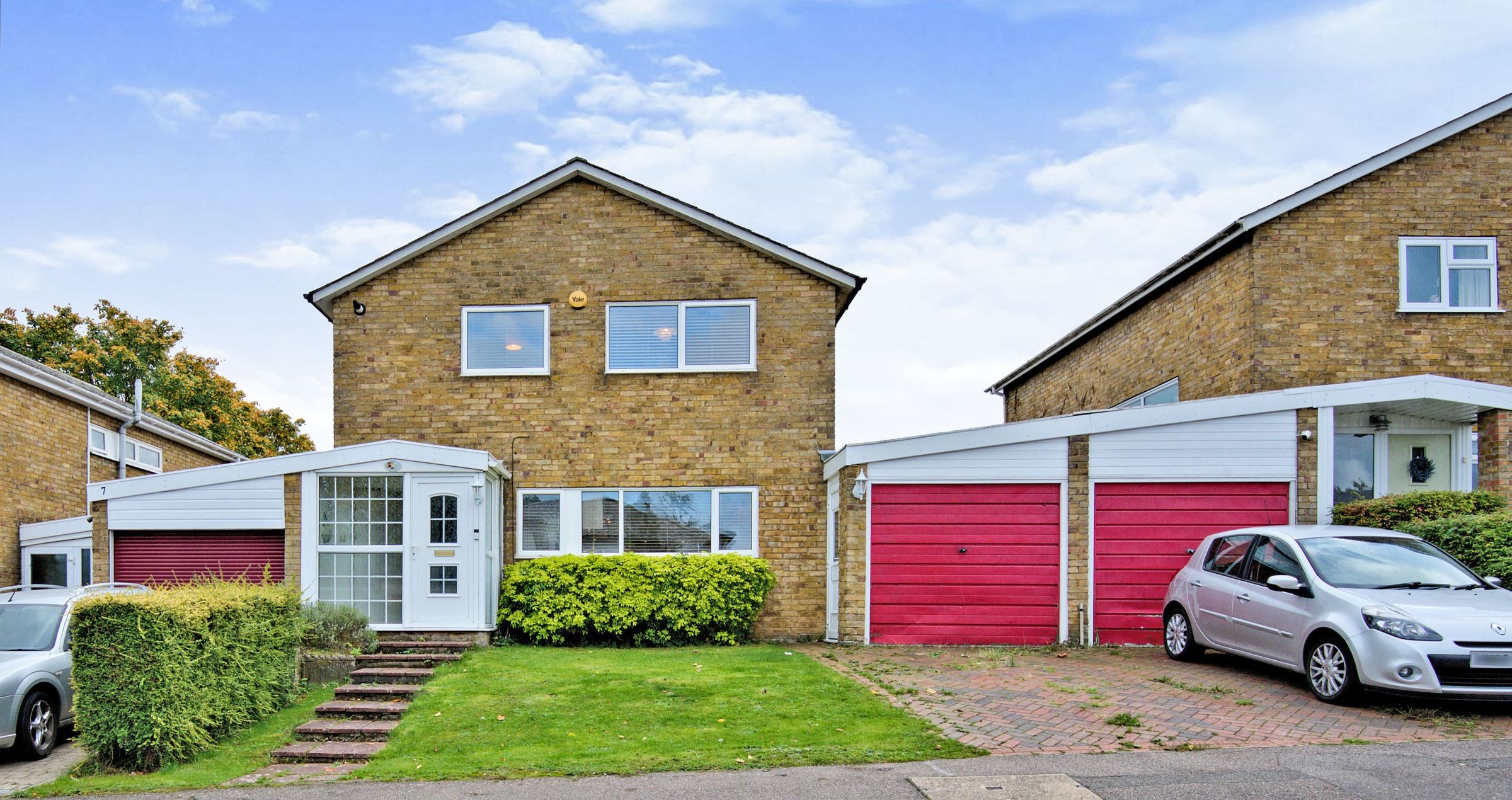 4 bed linkdetached house for sale in Gaynesford, Basildon, Essex SS16 Zoopla
