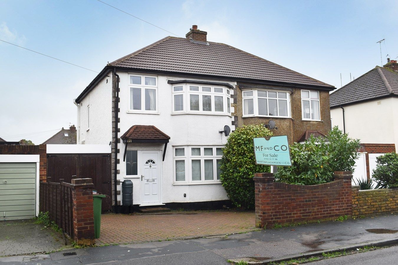 3 bed semidetached house for sale in Cottimore Lane, WaltonOnThames