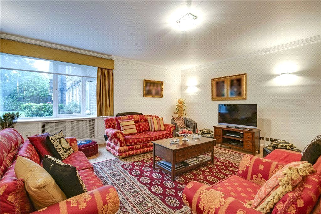 Avenue Close, Avenue Road, London NW8  