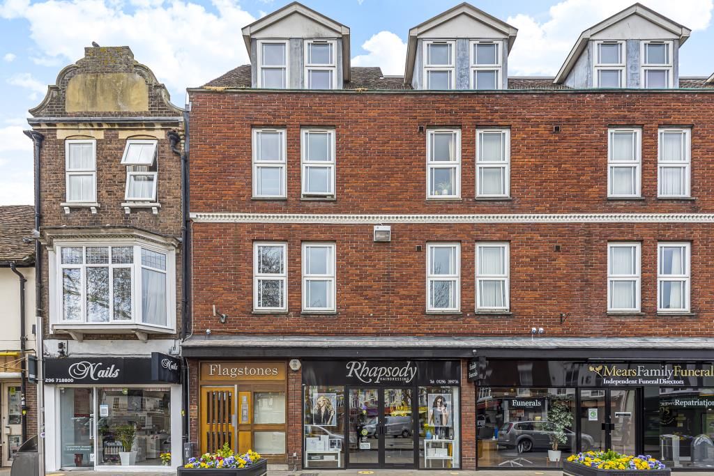 Flagstones, Aylesbury HP20  