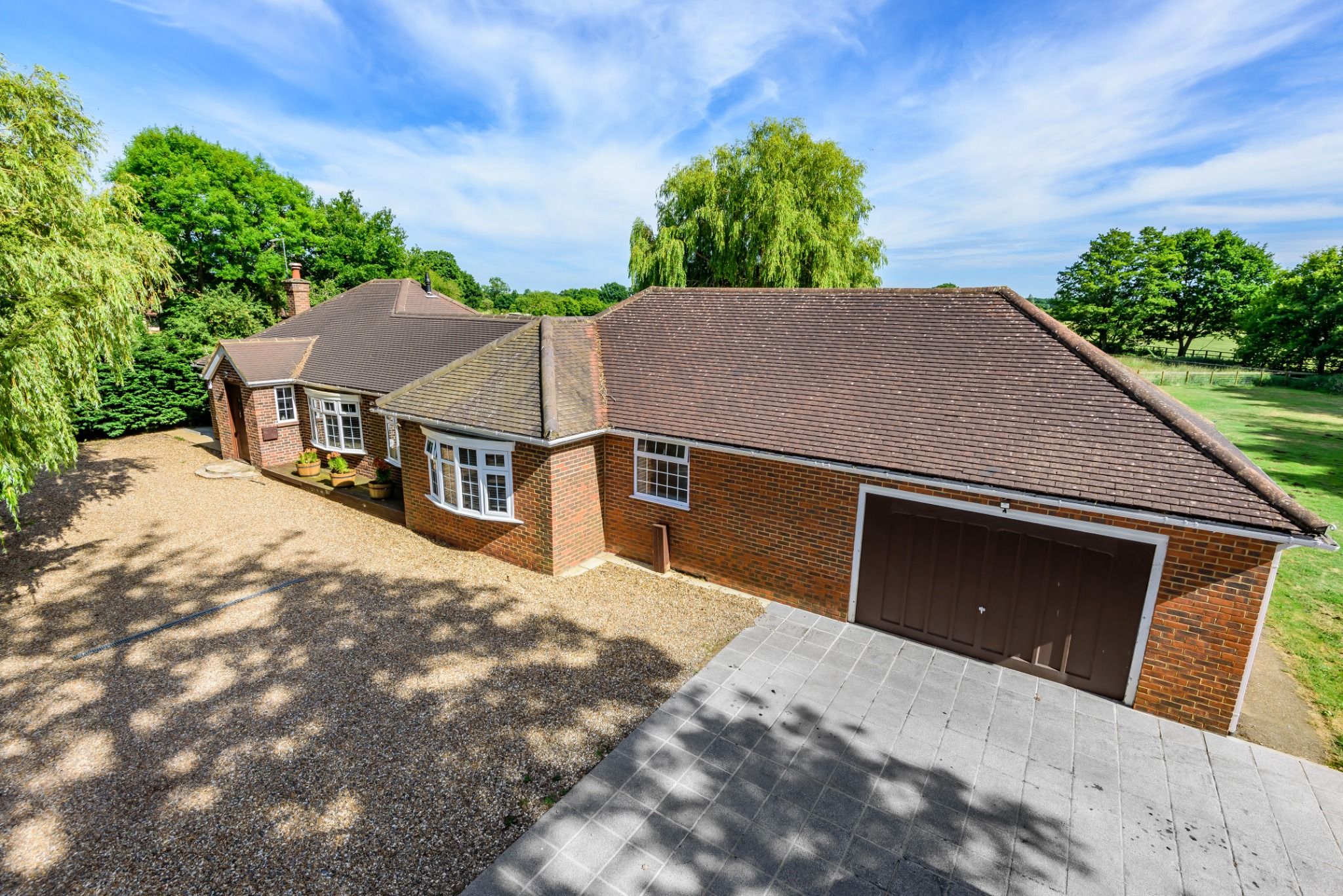 5 bed bungalow for sale in Philpot Lane, Chobham, Woking GU24 Zoopla