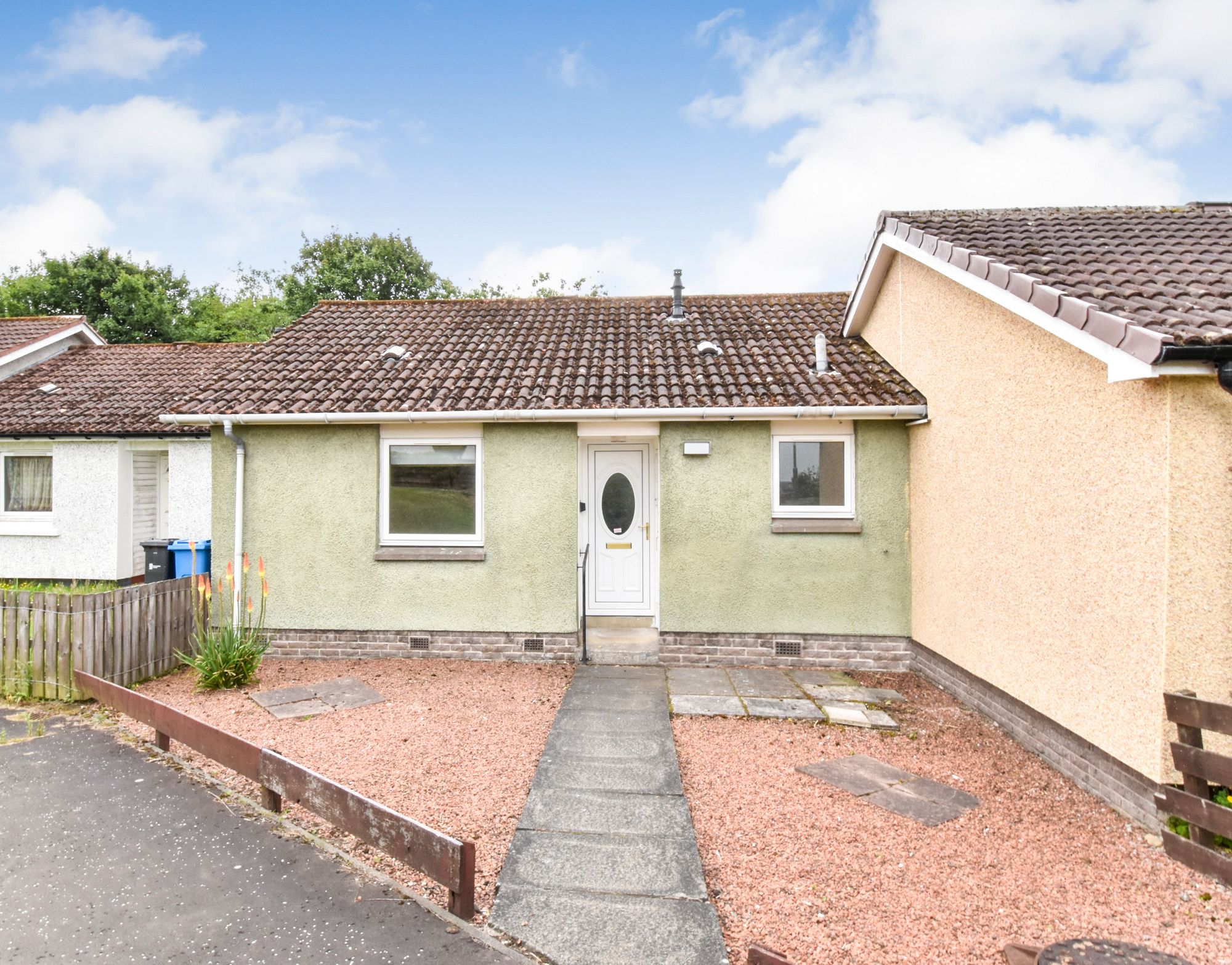 1 bed bungalow for sale in Fells Rigg, Livingston, West Lothian EH54