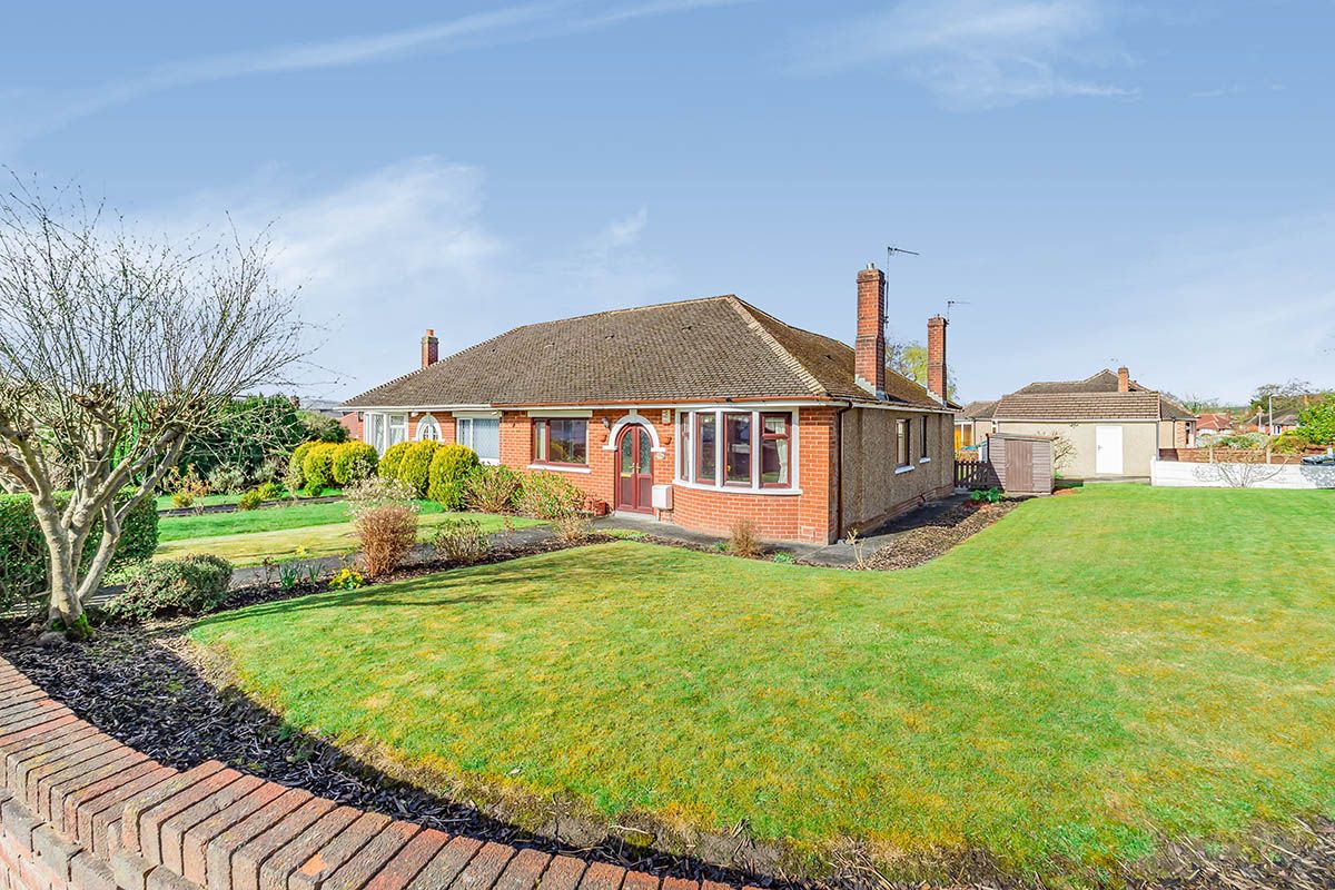 3 bed bungalow for sale in Bentham Avenue, Burnley, Lancashire BB10