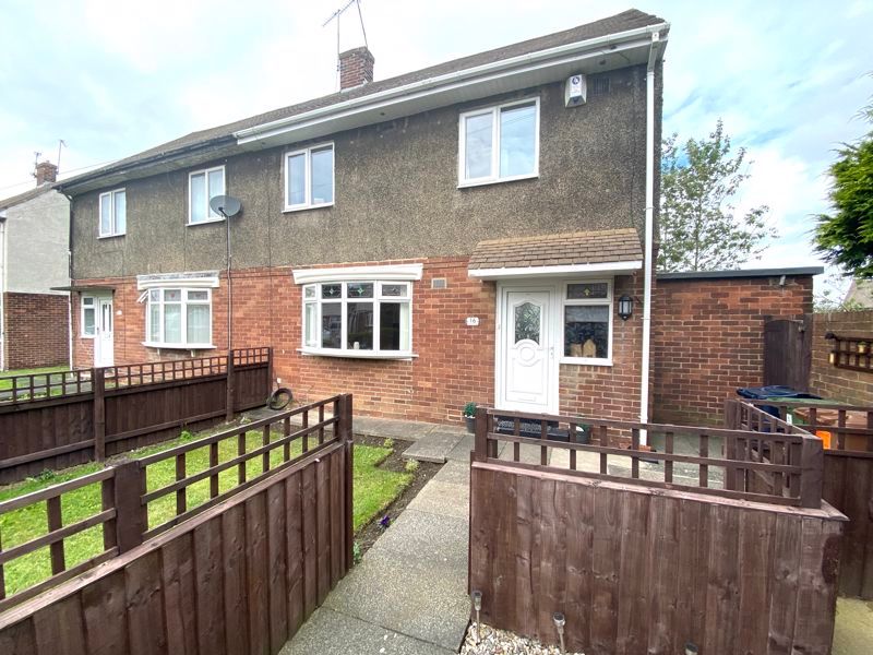 3 bed semidetached house for sale in Swindon Square, Springwell
