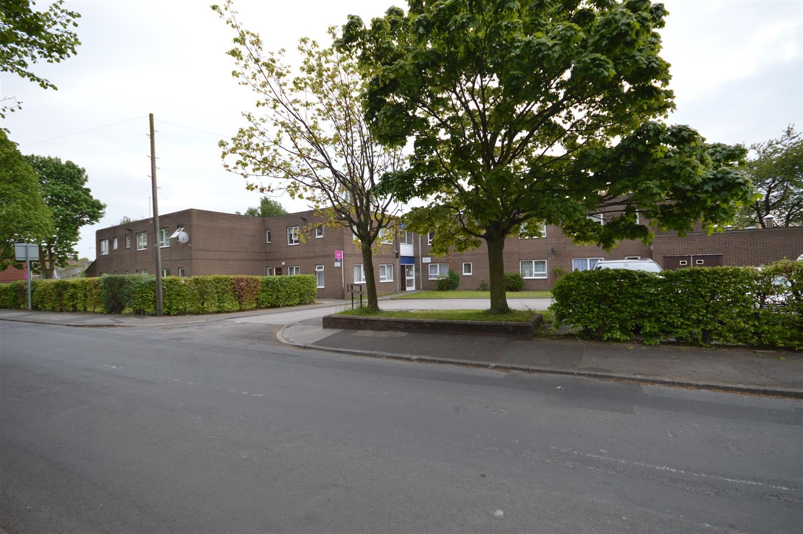 1 bed flat to rent in Barlow House, North Street, South Kirkby