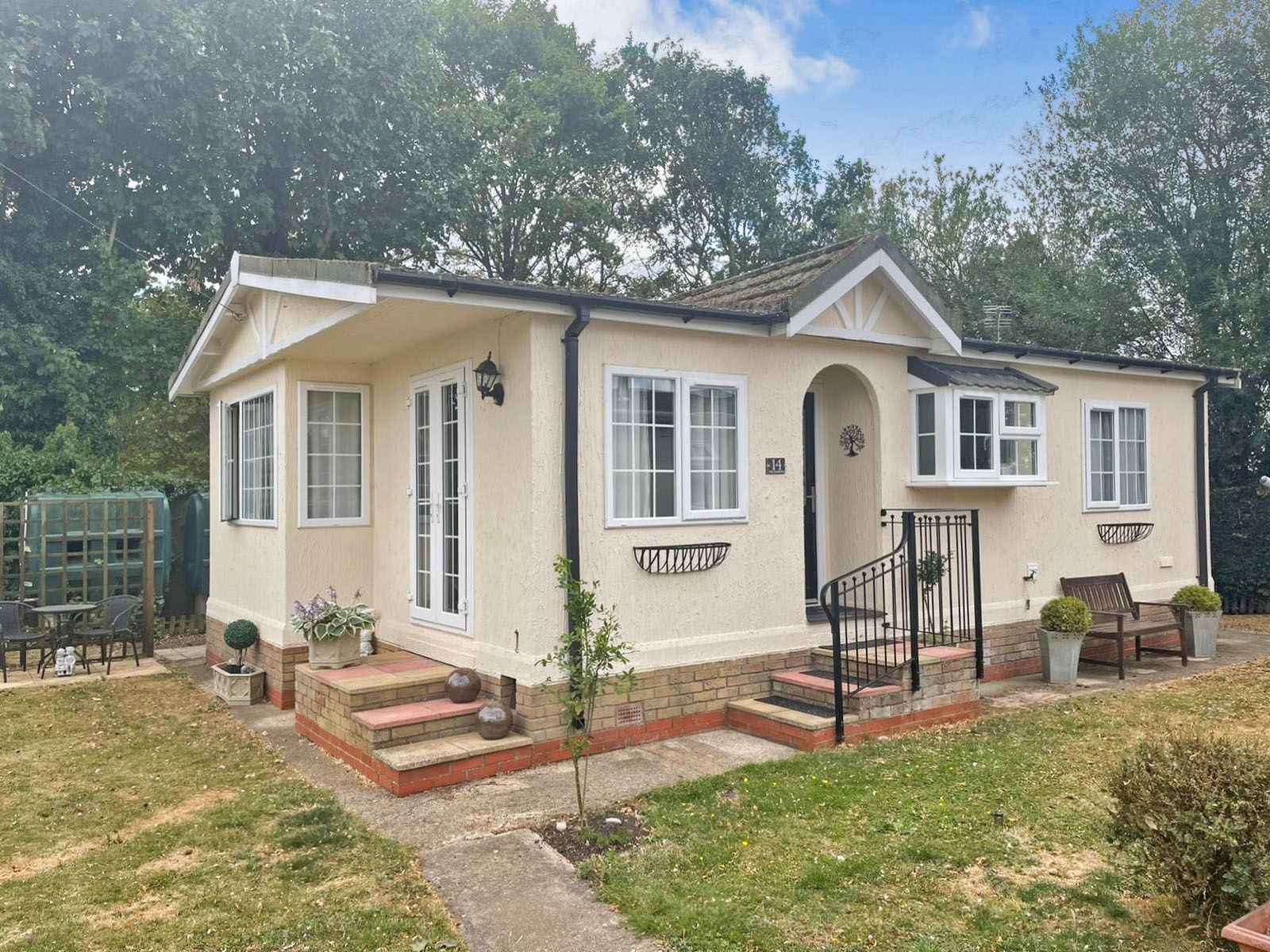 2 bed mobile/park home for sale in Ramsey Road, Warboys, Huntingdon