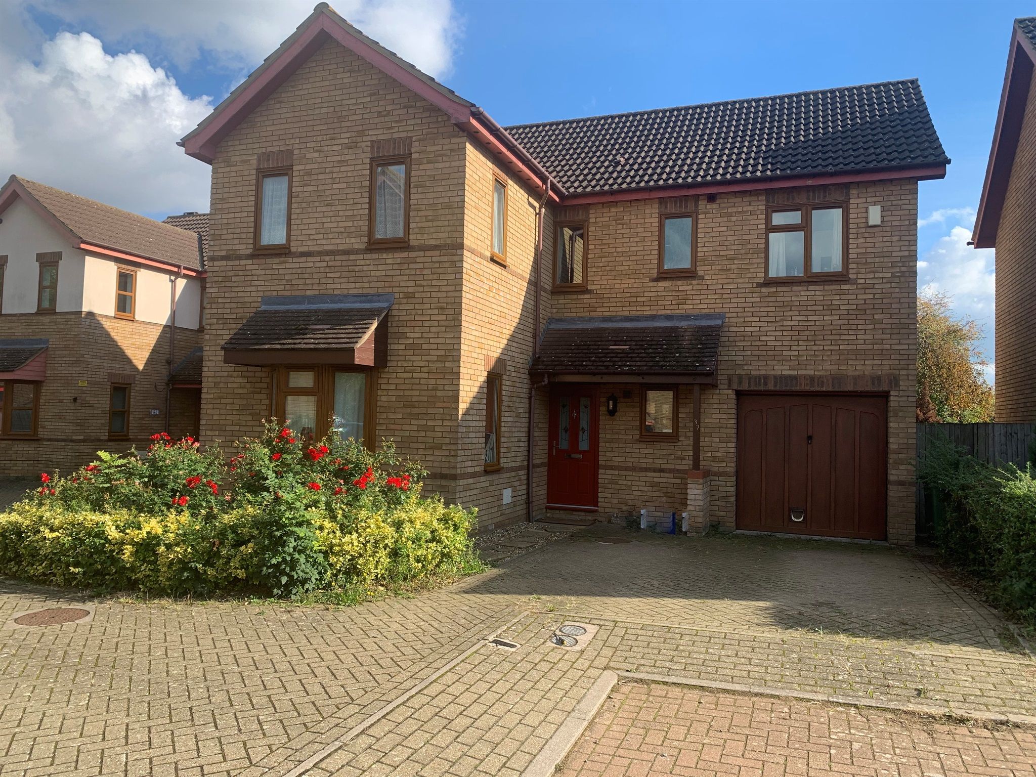 4 bed detached house for sale in Pastern Place, Downs Barn, Milton